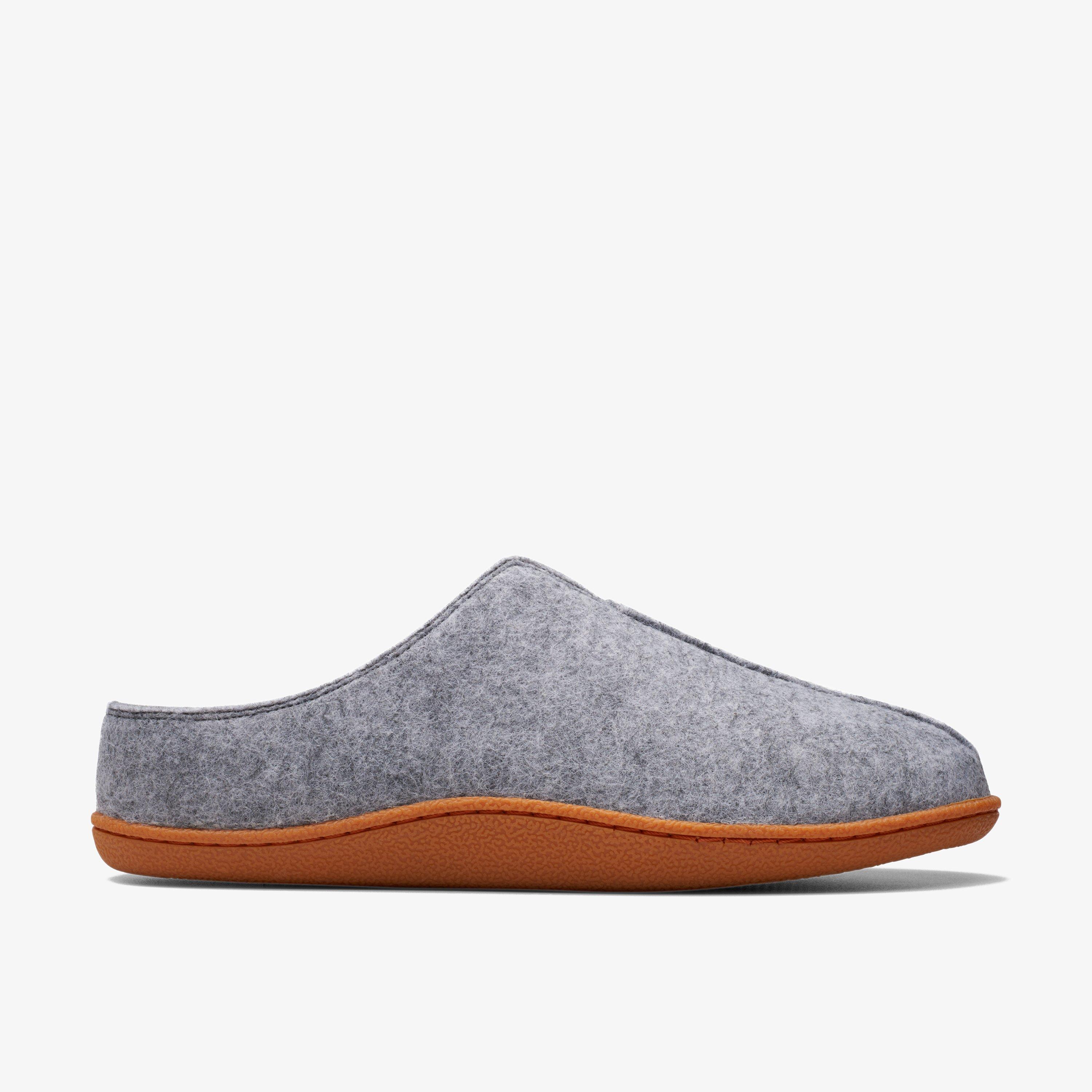 Clarks mule online slippers