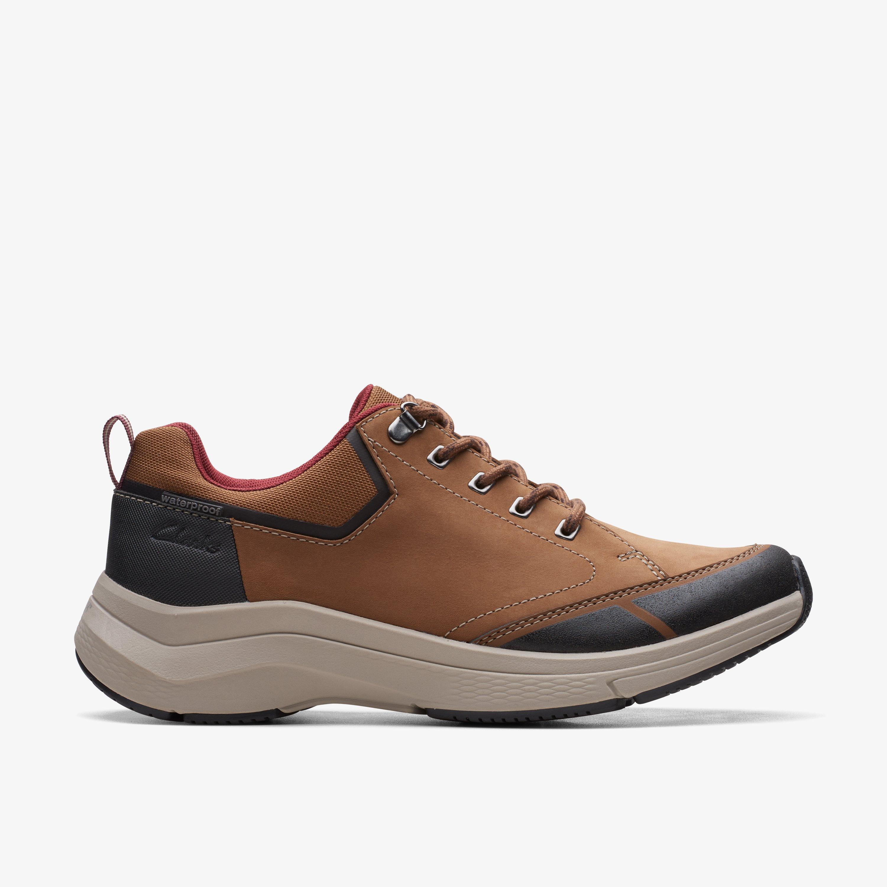 Clarks fashion women's wave run