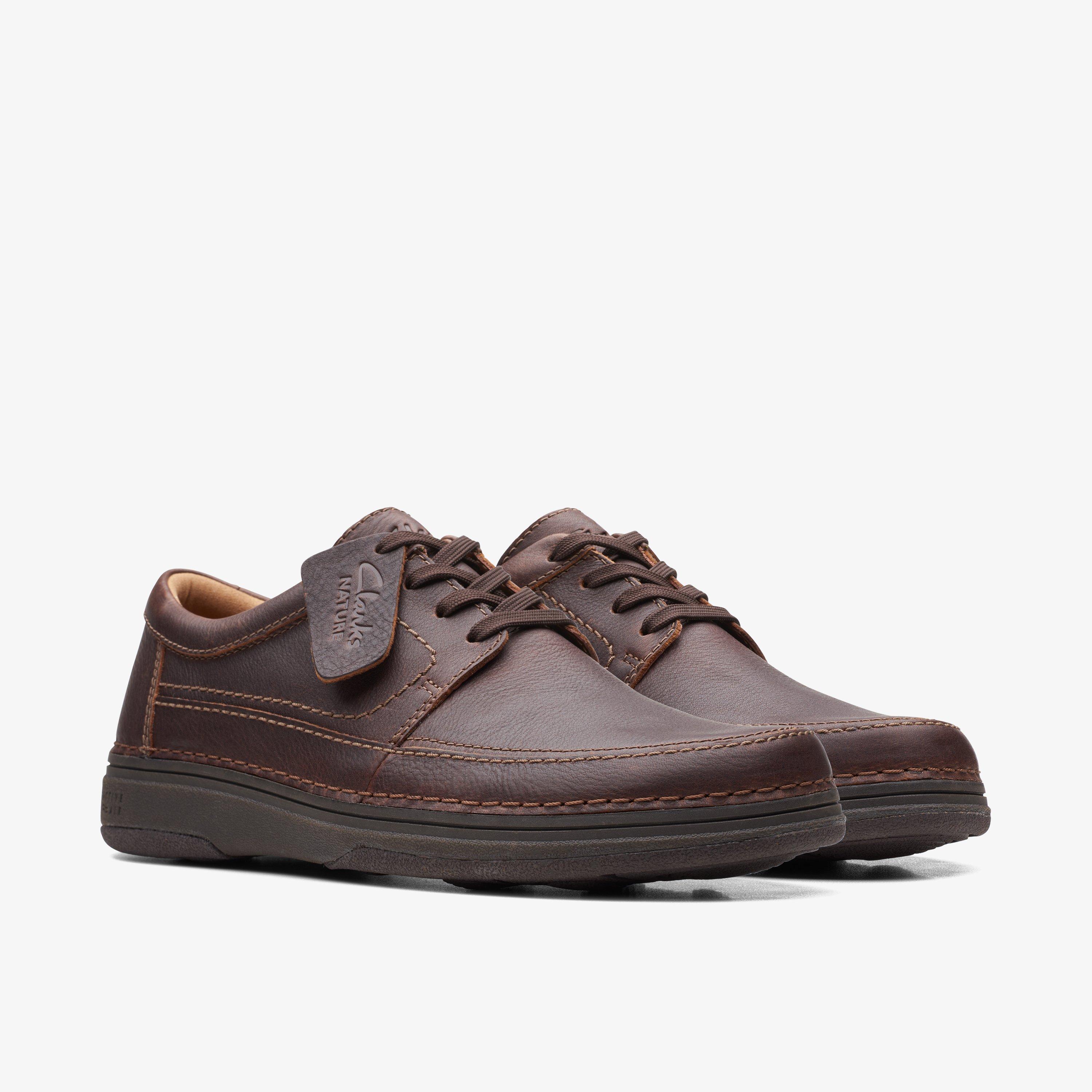 Clarks wide width shoes on sale canada