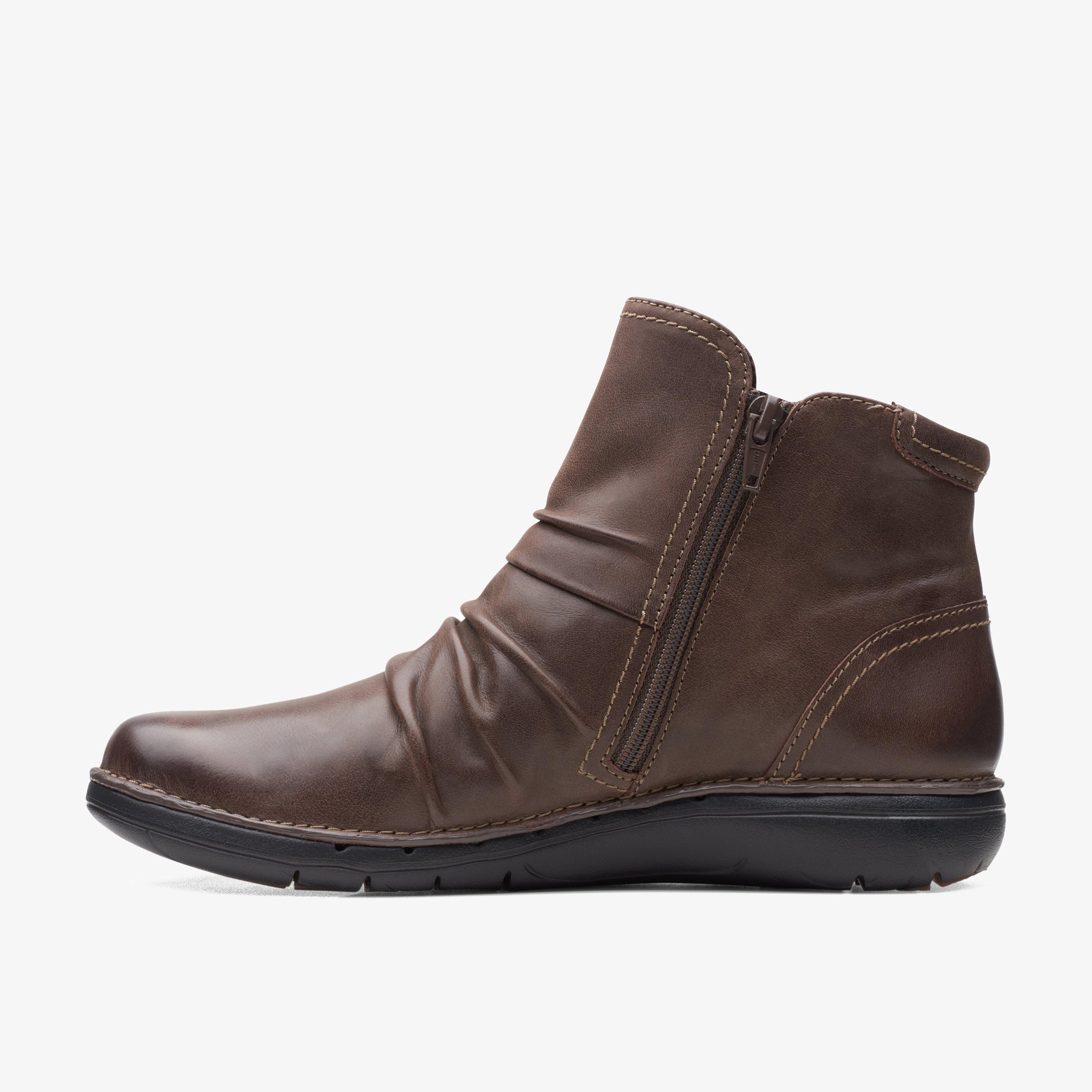 Clarks short clearance booties