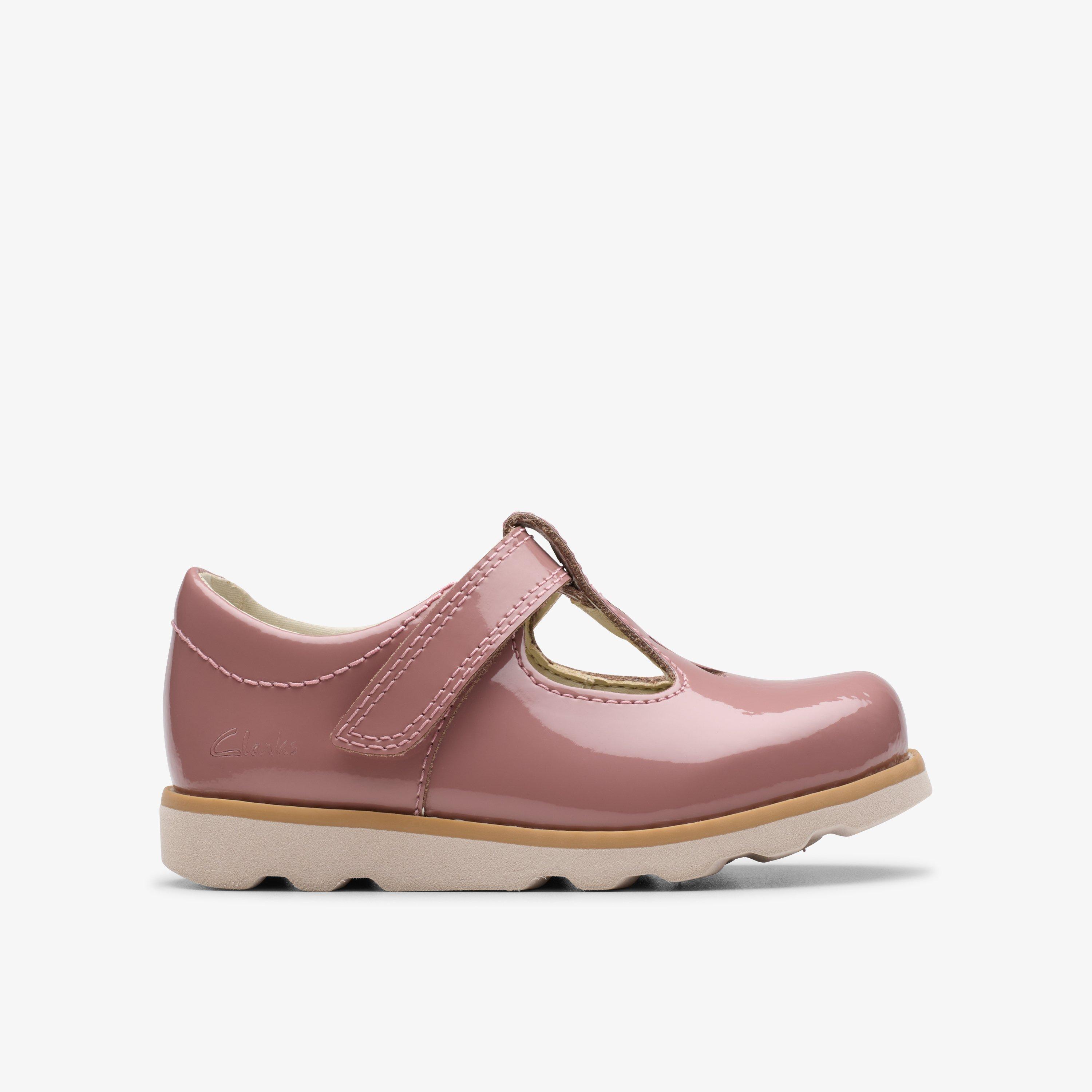 Clarks pink hot sale patent shoes