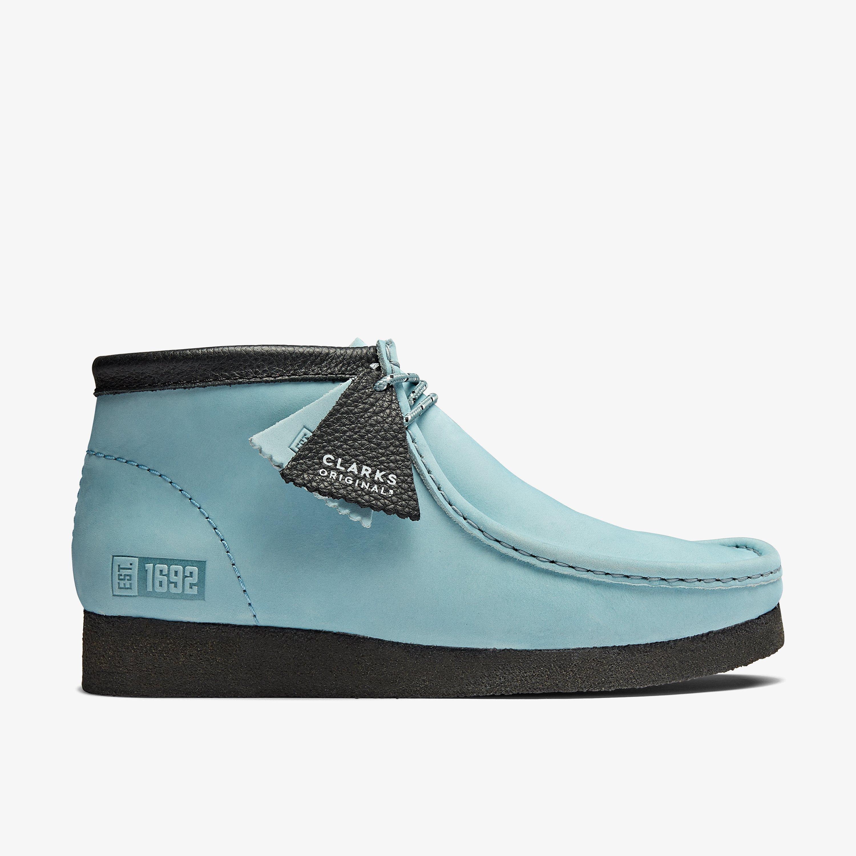 Light blue hot sale clarks wallabees