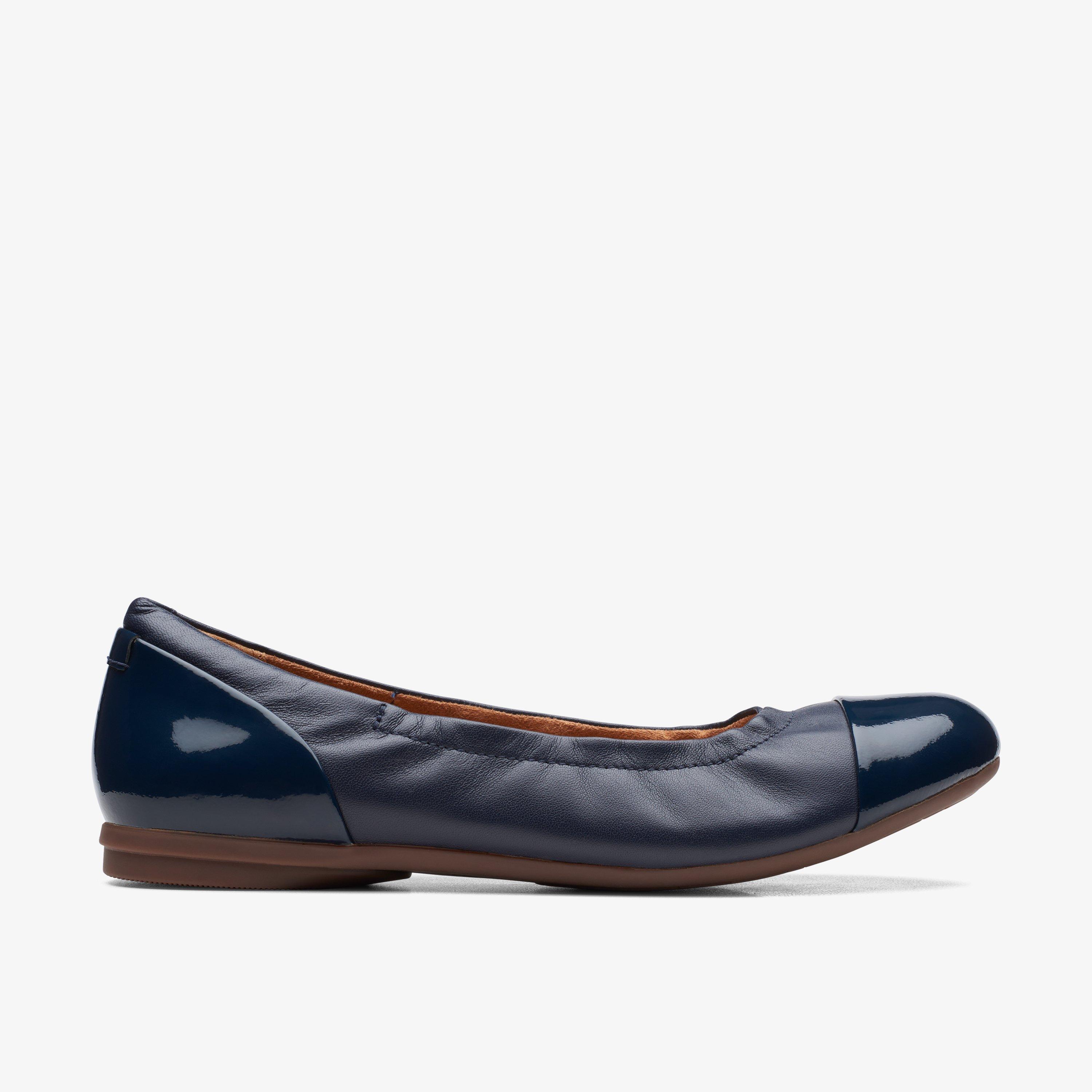 Clarks ladies shop navy flat shoes