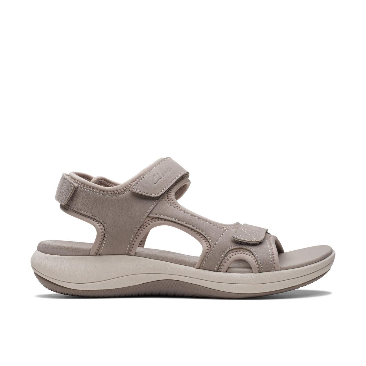 Clarks Cloudsteppers Womens Mira Bay Strappy Sandals,Flat Sandals