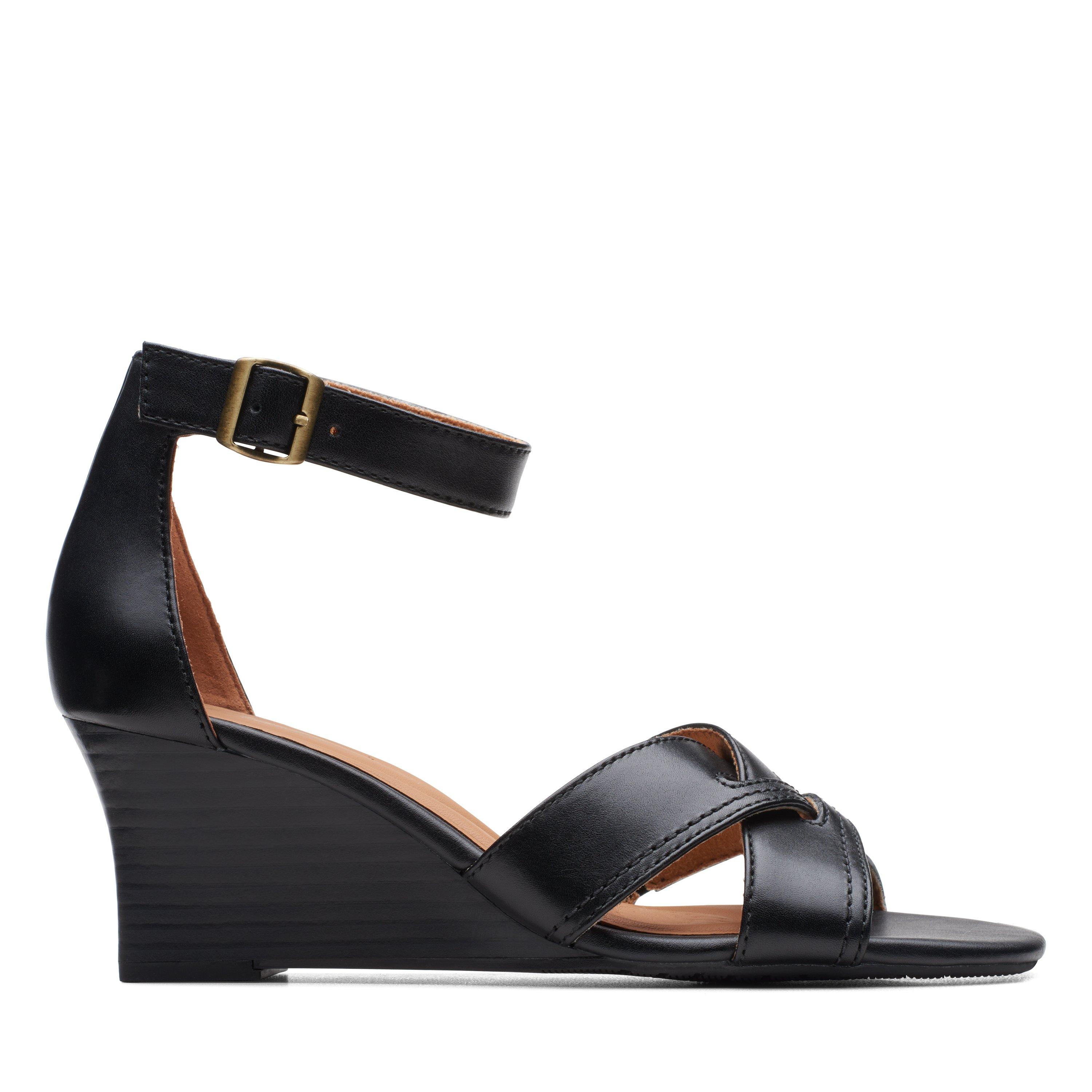 Clarks dressy outlet sandals