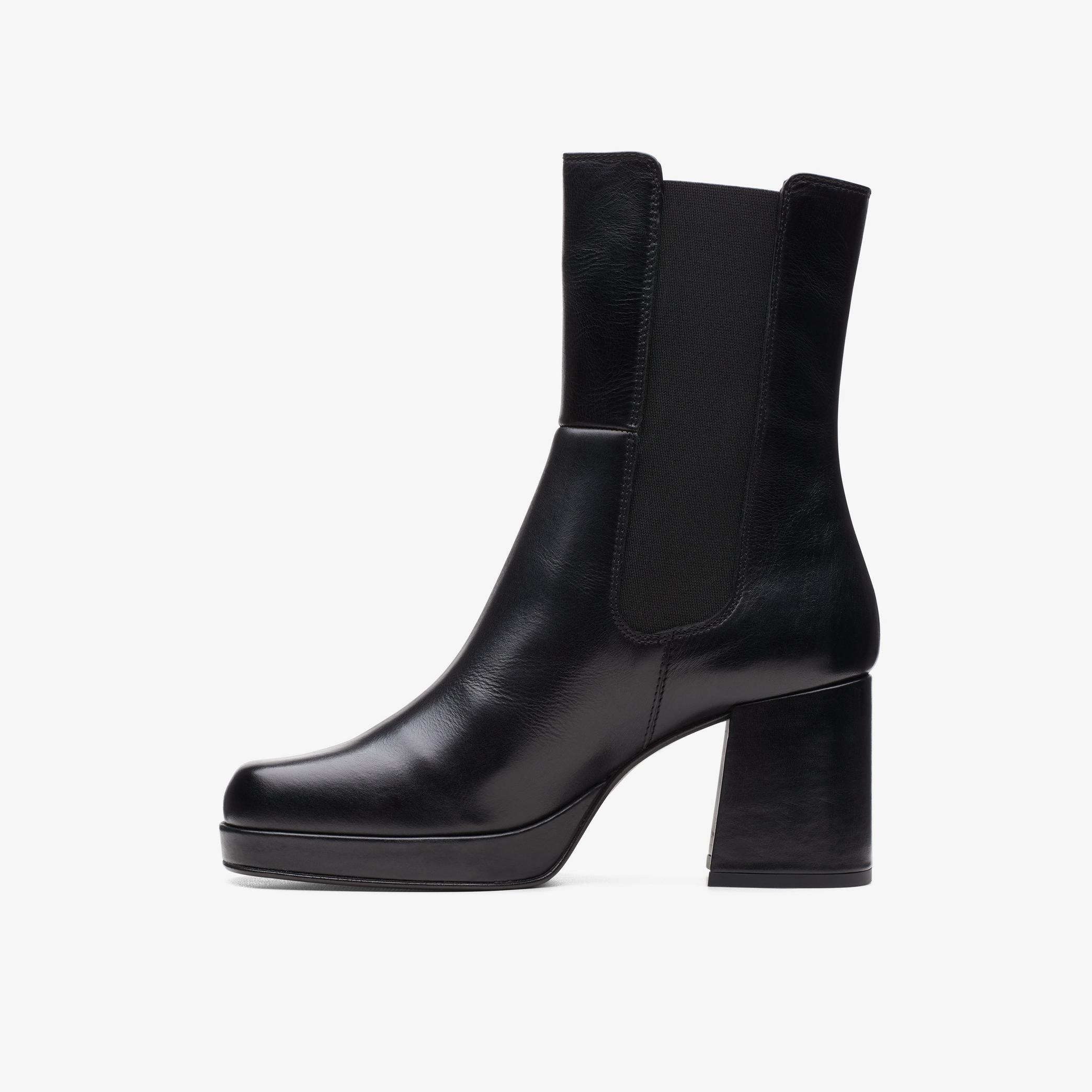 Womens Pique Up Black Leather Chelsea Boots | Clarks UK