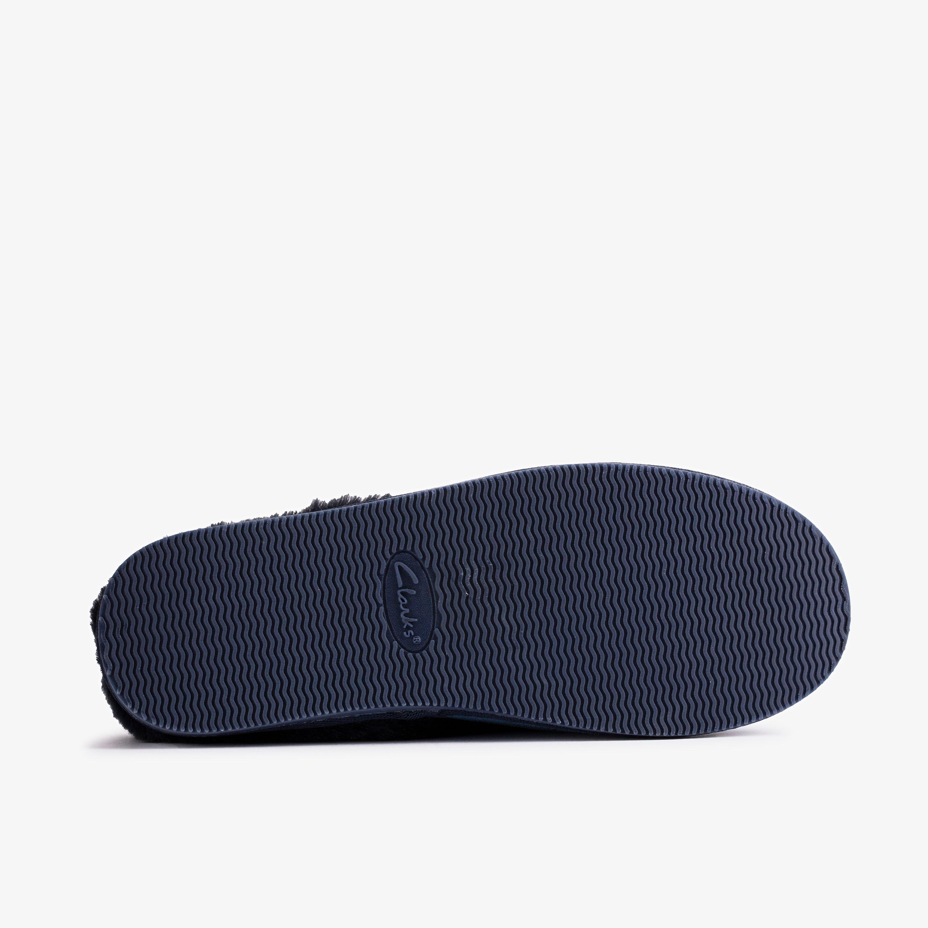 Clarks outlet ladies slippers best sale