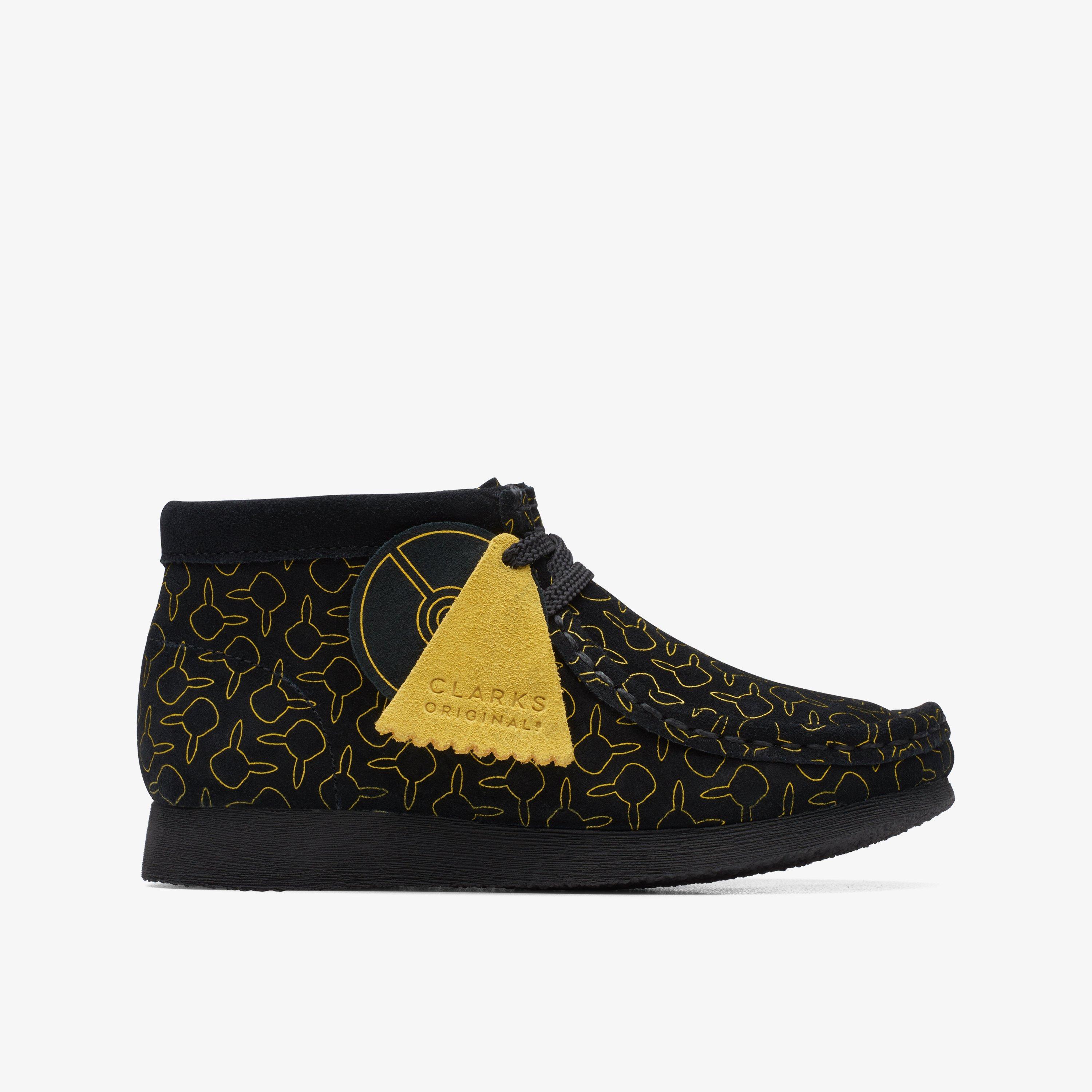Clarks Wallabee Boot in Black | SVD USA