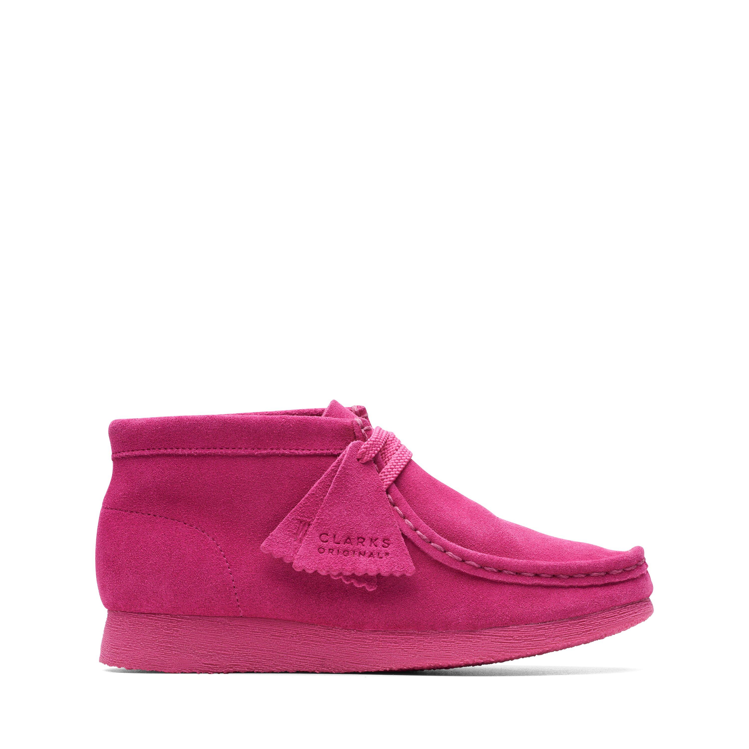 GIRLS Wallabee Boot Older Hot Pink Suede Boots | Clarks US