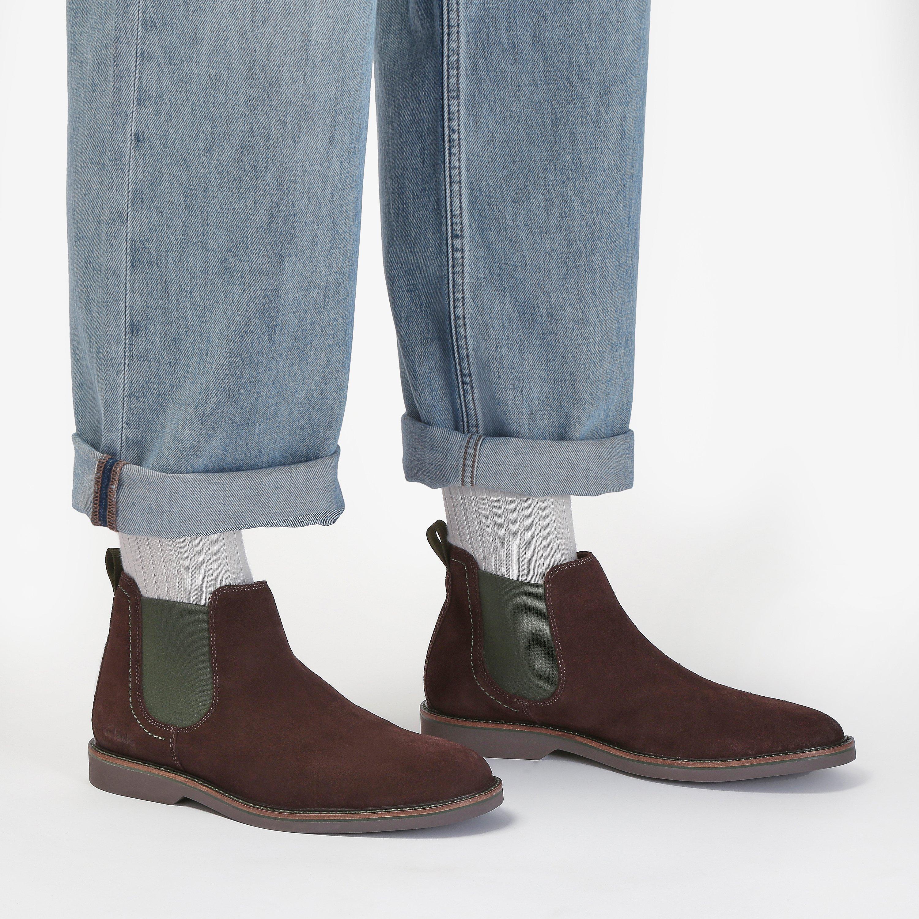 Clarks desert boot black on sale friday