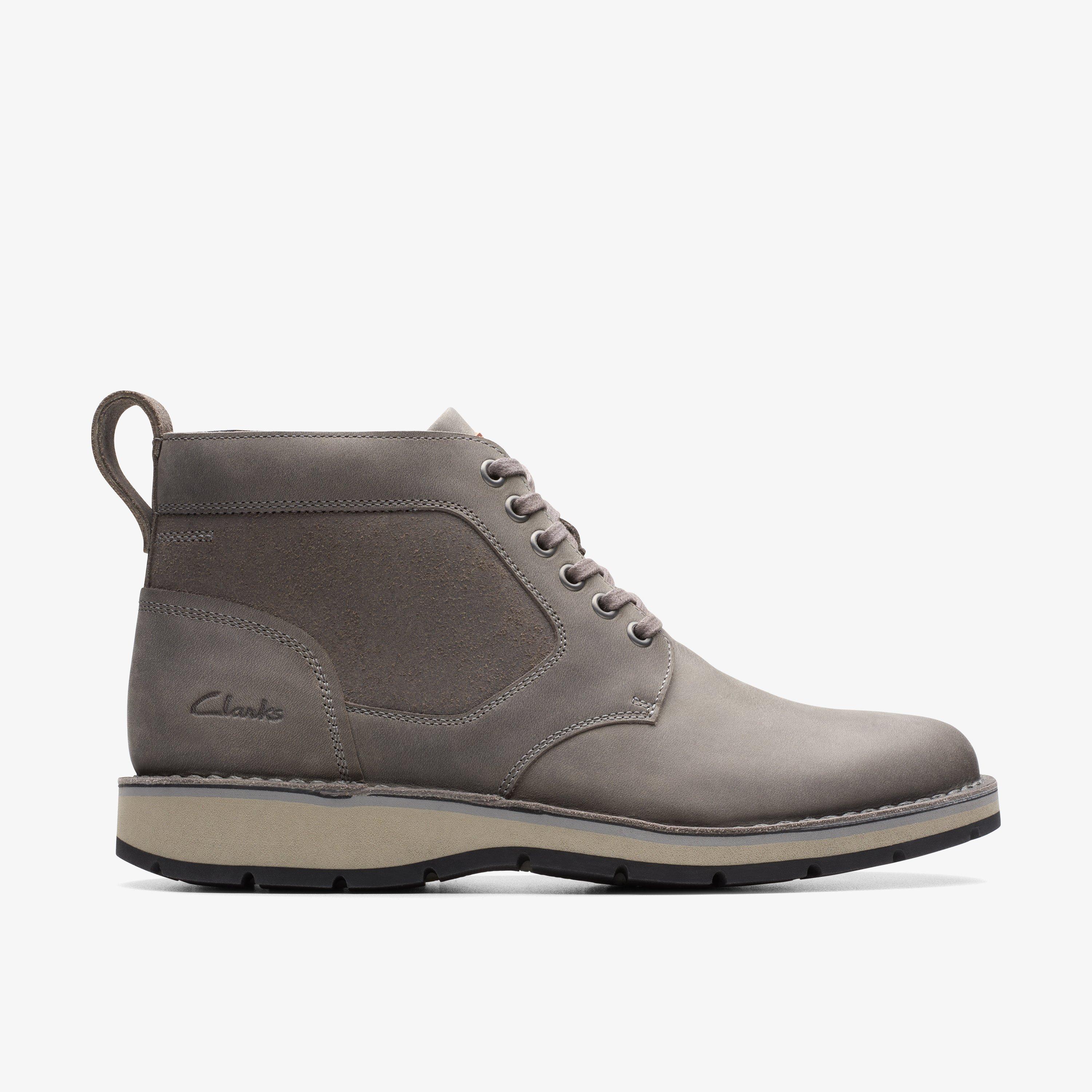 Clarks outlet black on sale friday