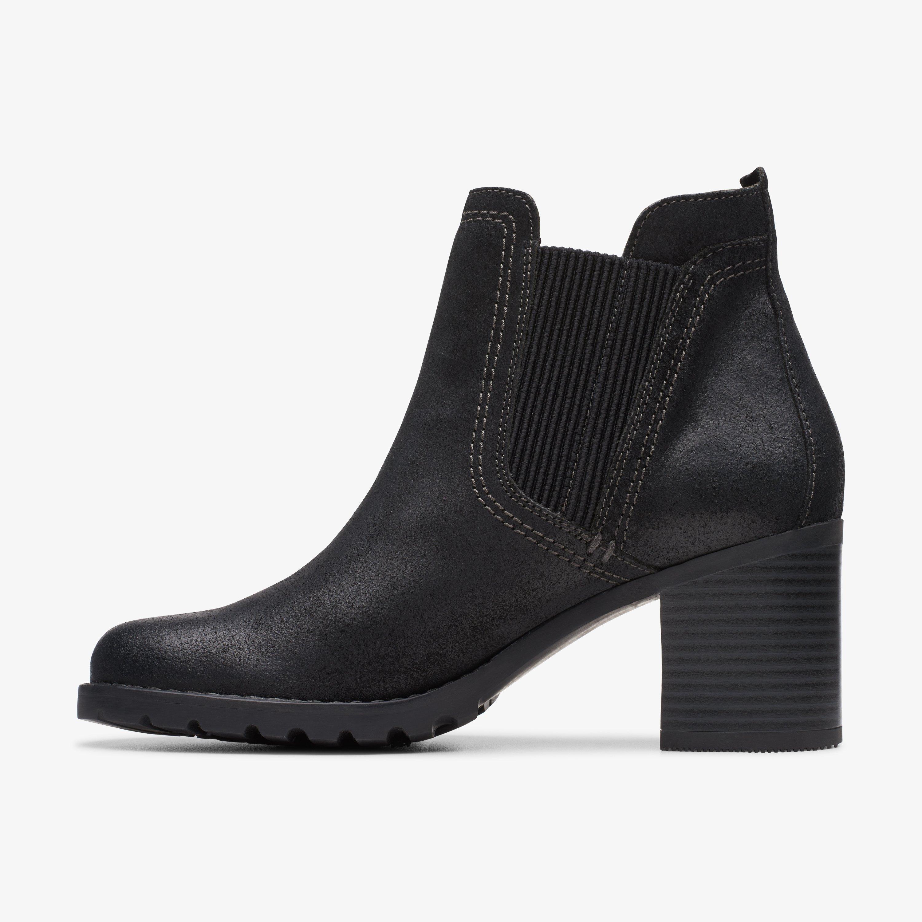 Low heel clarks on sale womens ankle boots