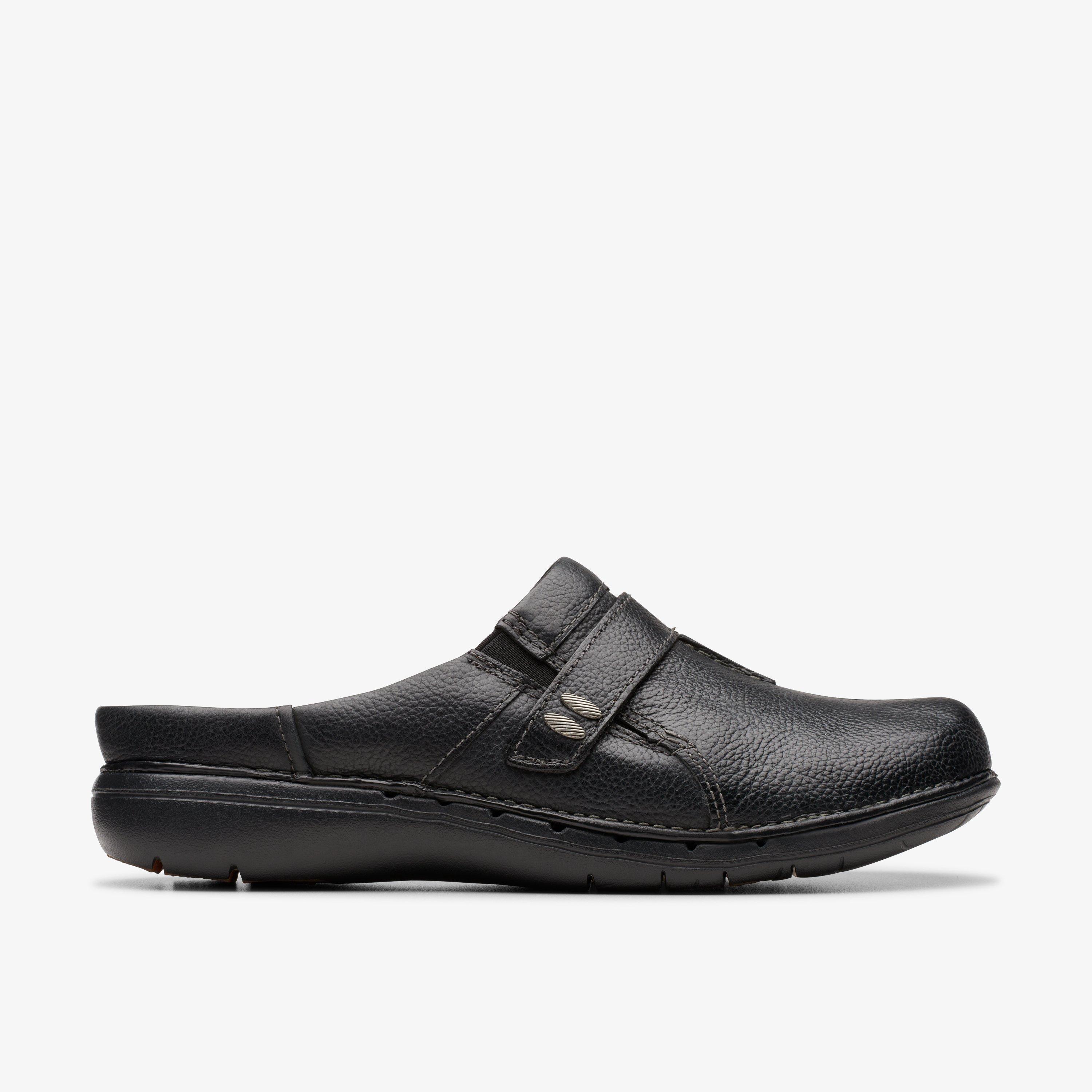 Clarks leather slip on 2024 clogs