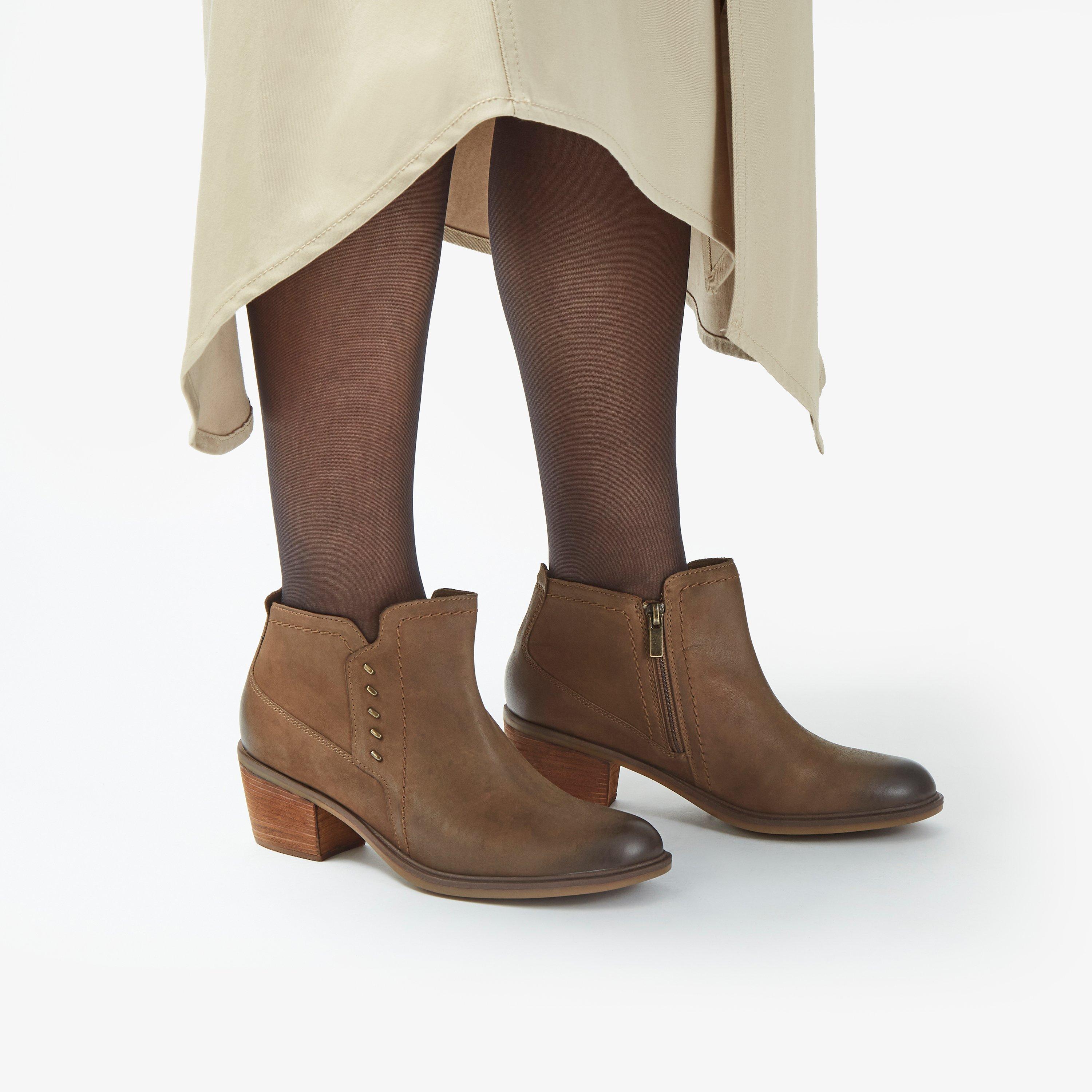 clarks west lo ankle boot