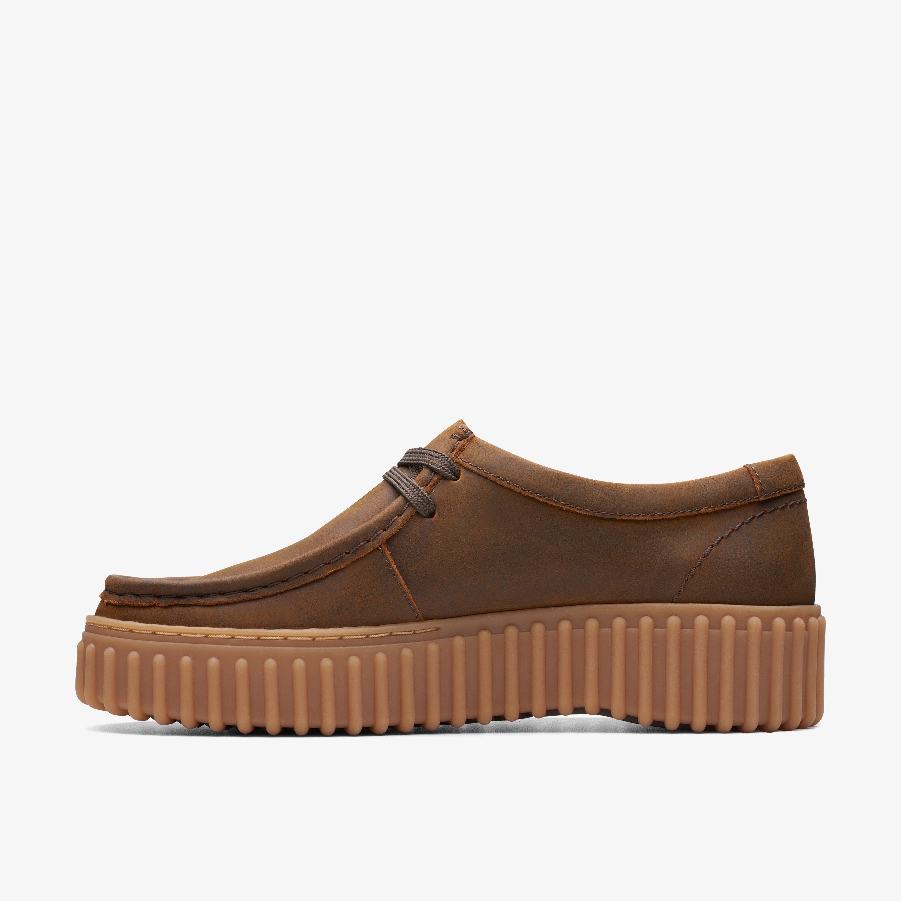 Women's clarks hot sale wallabees beeswax