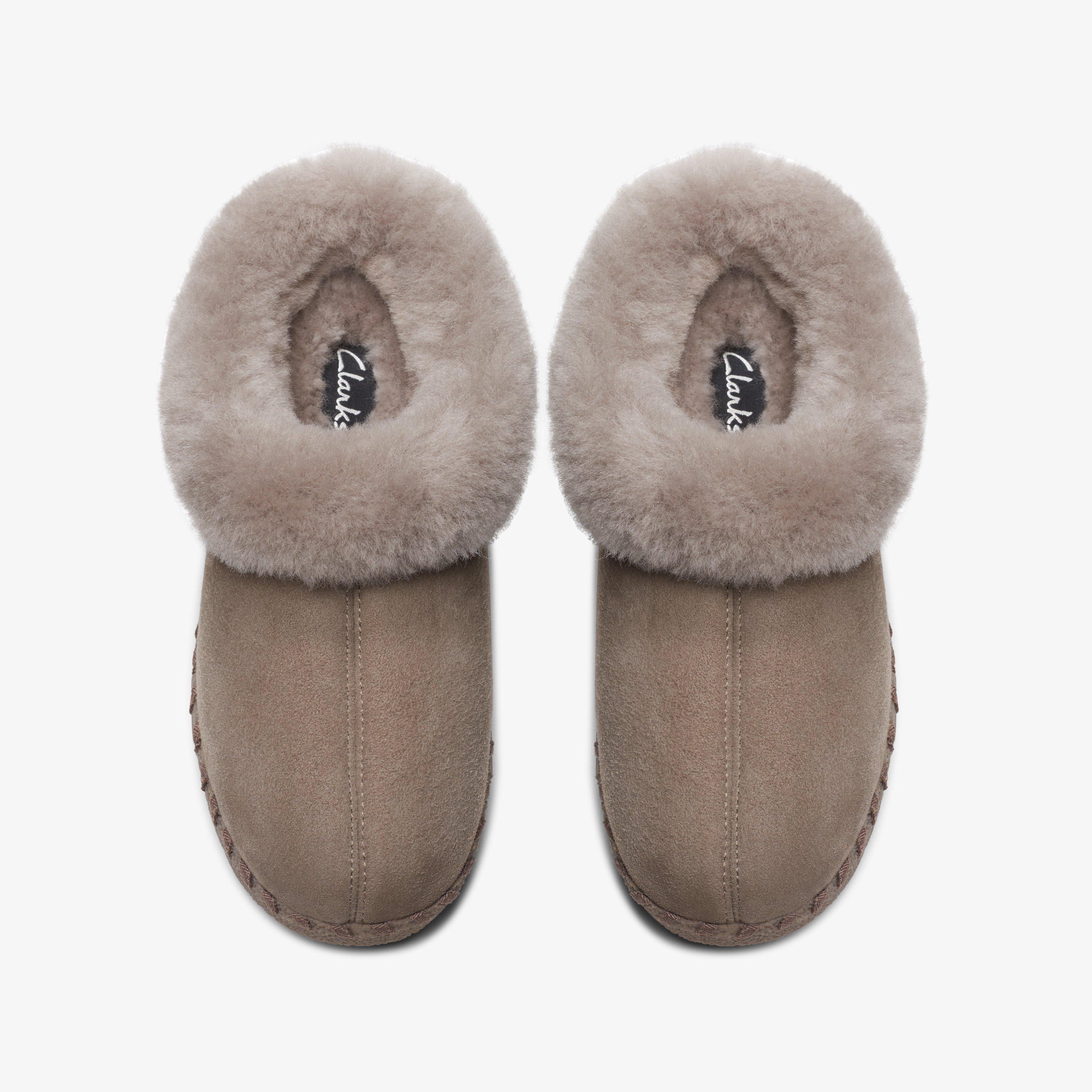 Clarks womens hot sale bedroom slippers