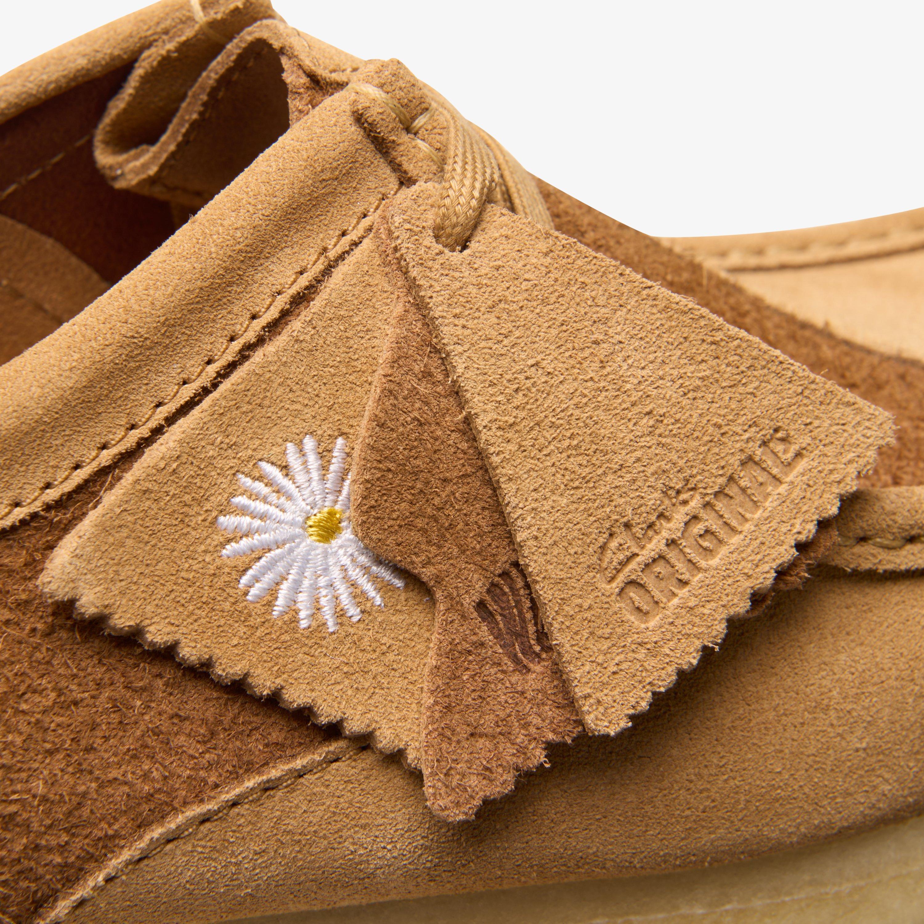 Clarks best sale wallabees canada