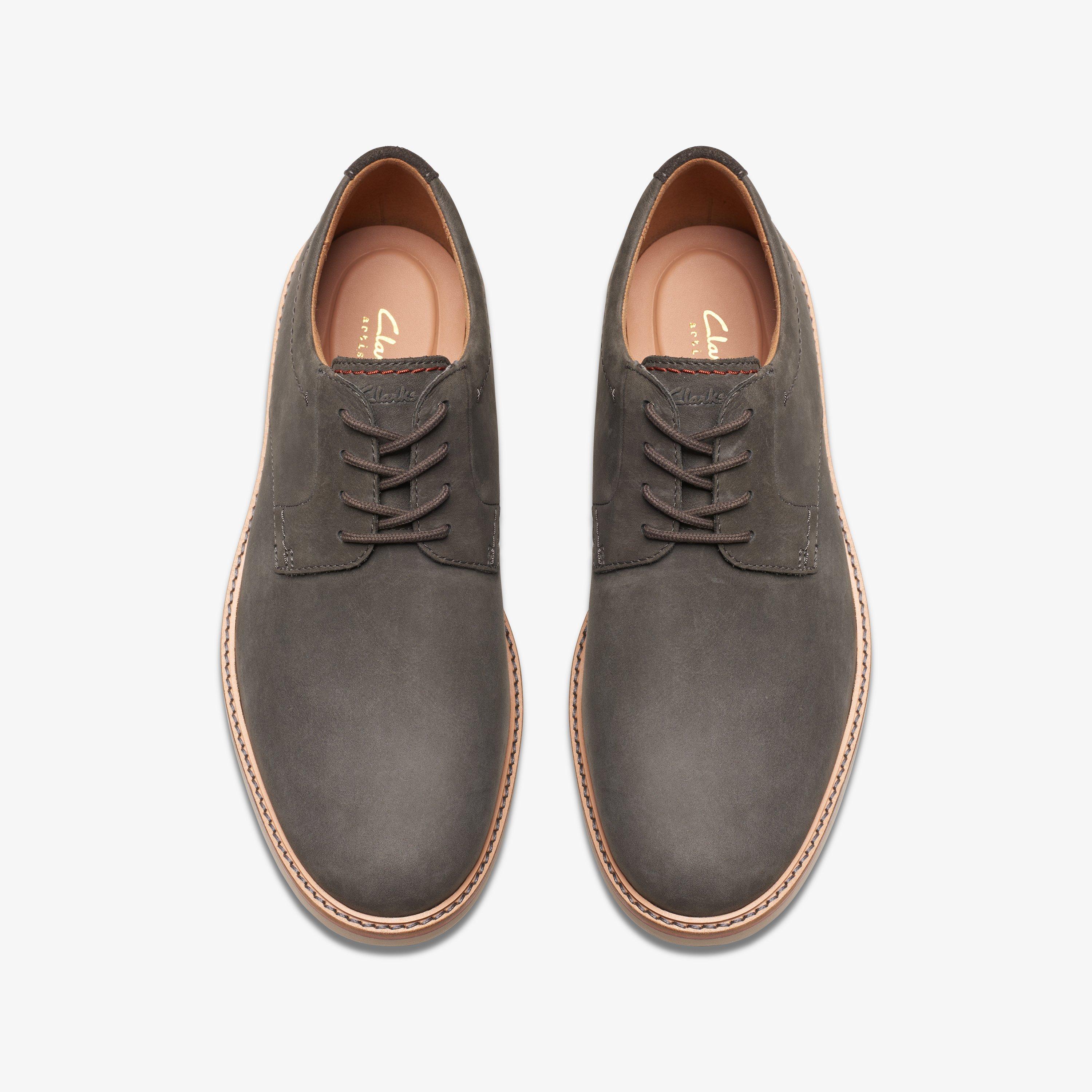 CLARKS | ZAPATOS DERBY HOMBRE | ATTICUS LT LOW GORETEX DARK BROWN NUBUCK |  MARRÓN