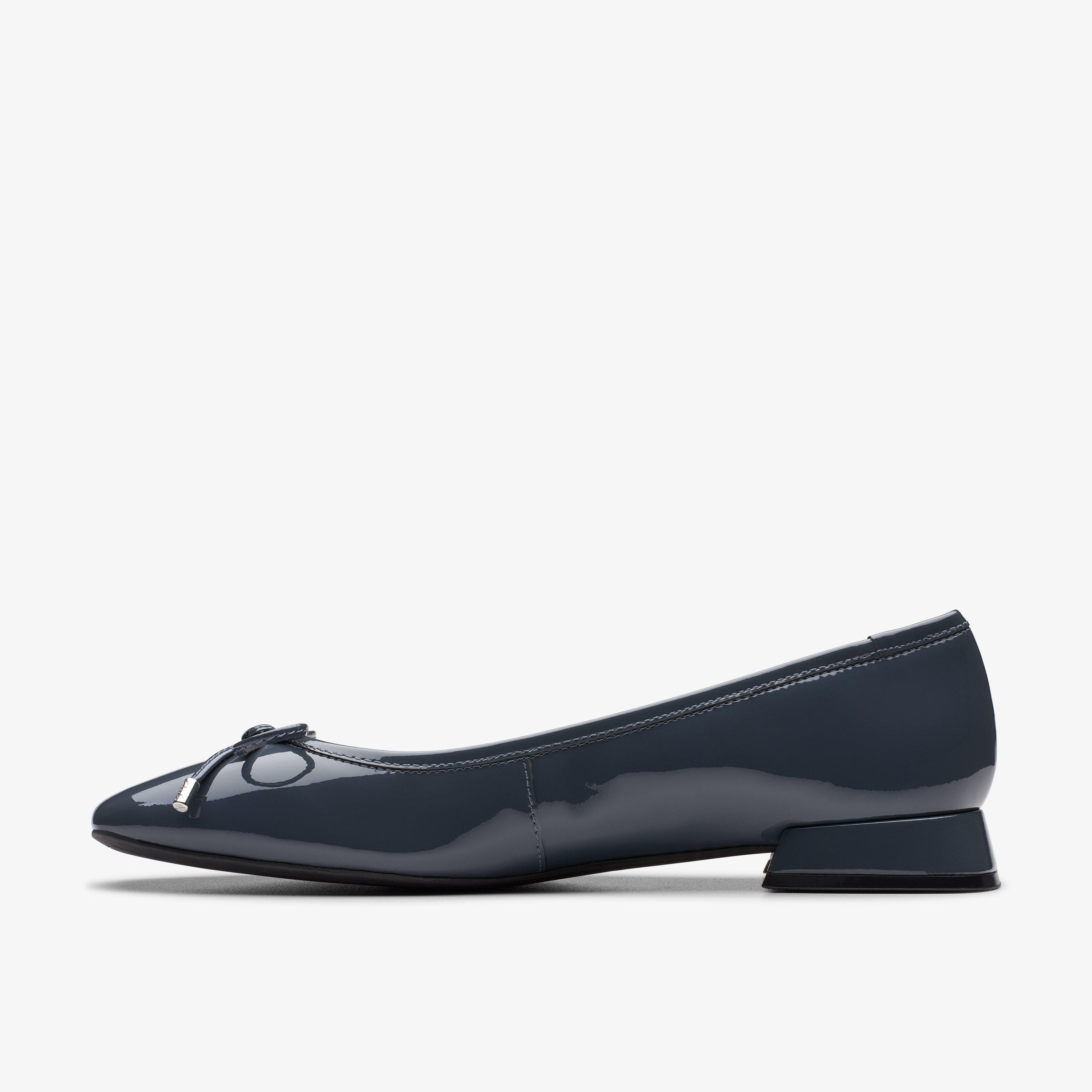 Patent leather flat sales shoes womens