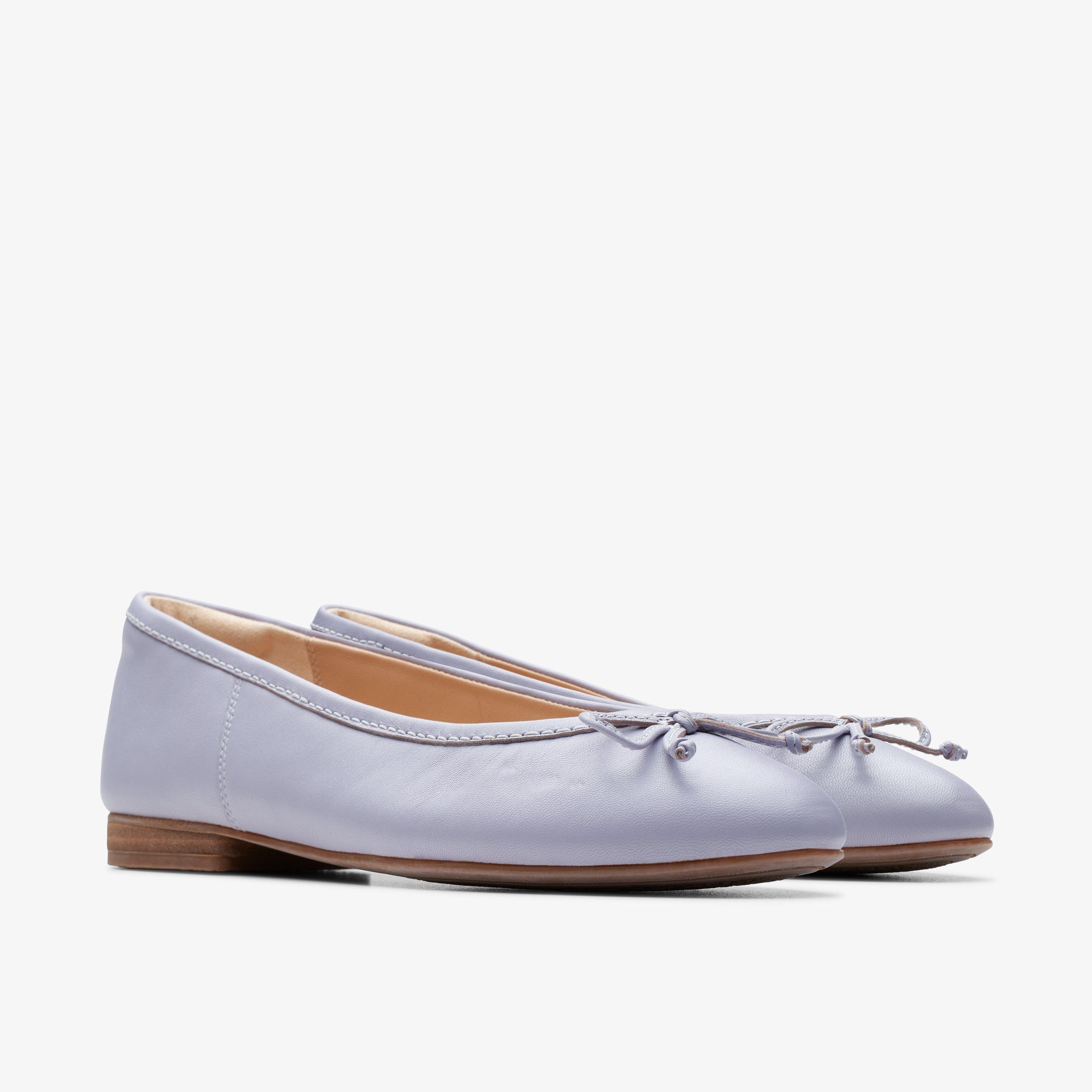 Flat hot sale dress shoes