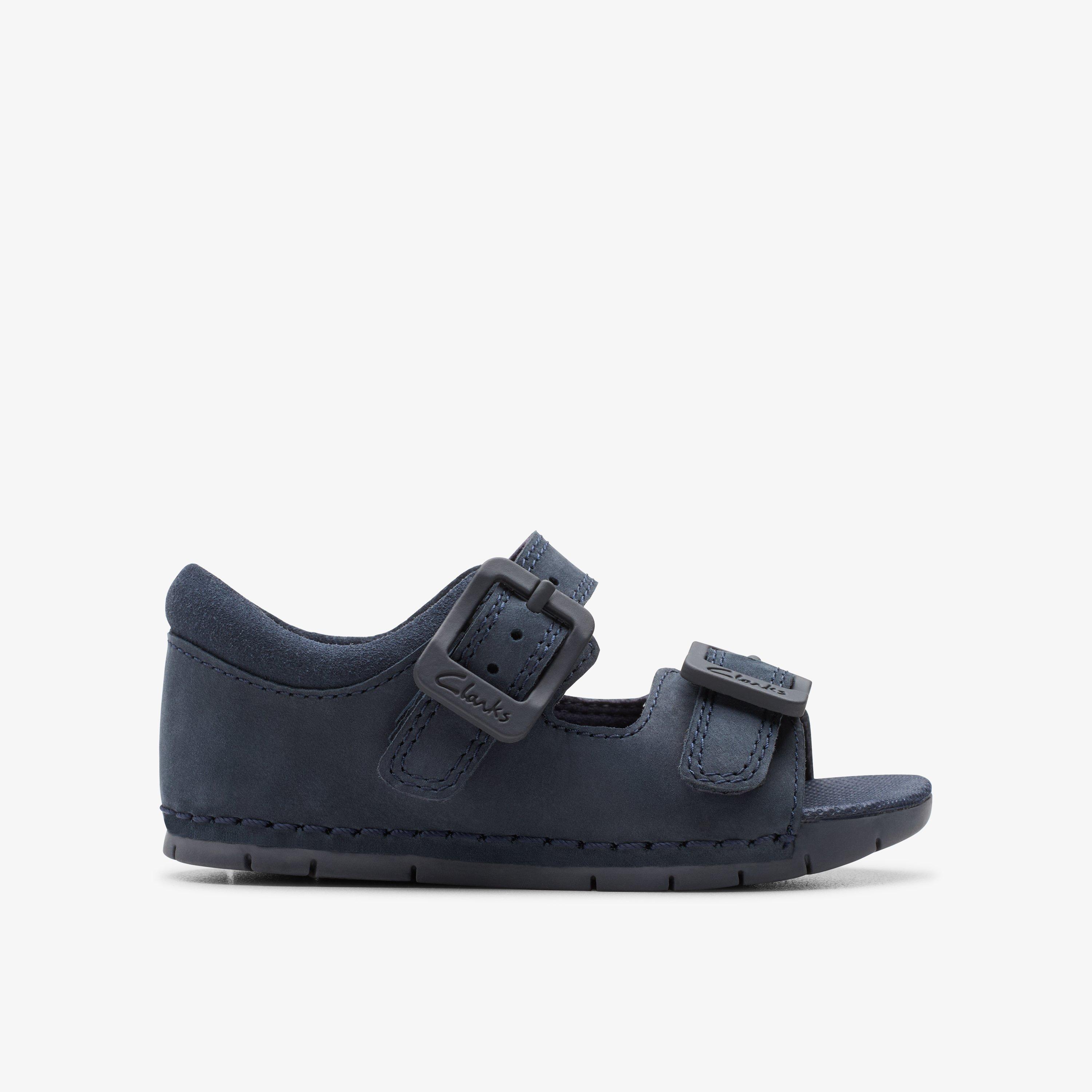 Clarks junior sandals discount