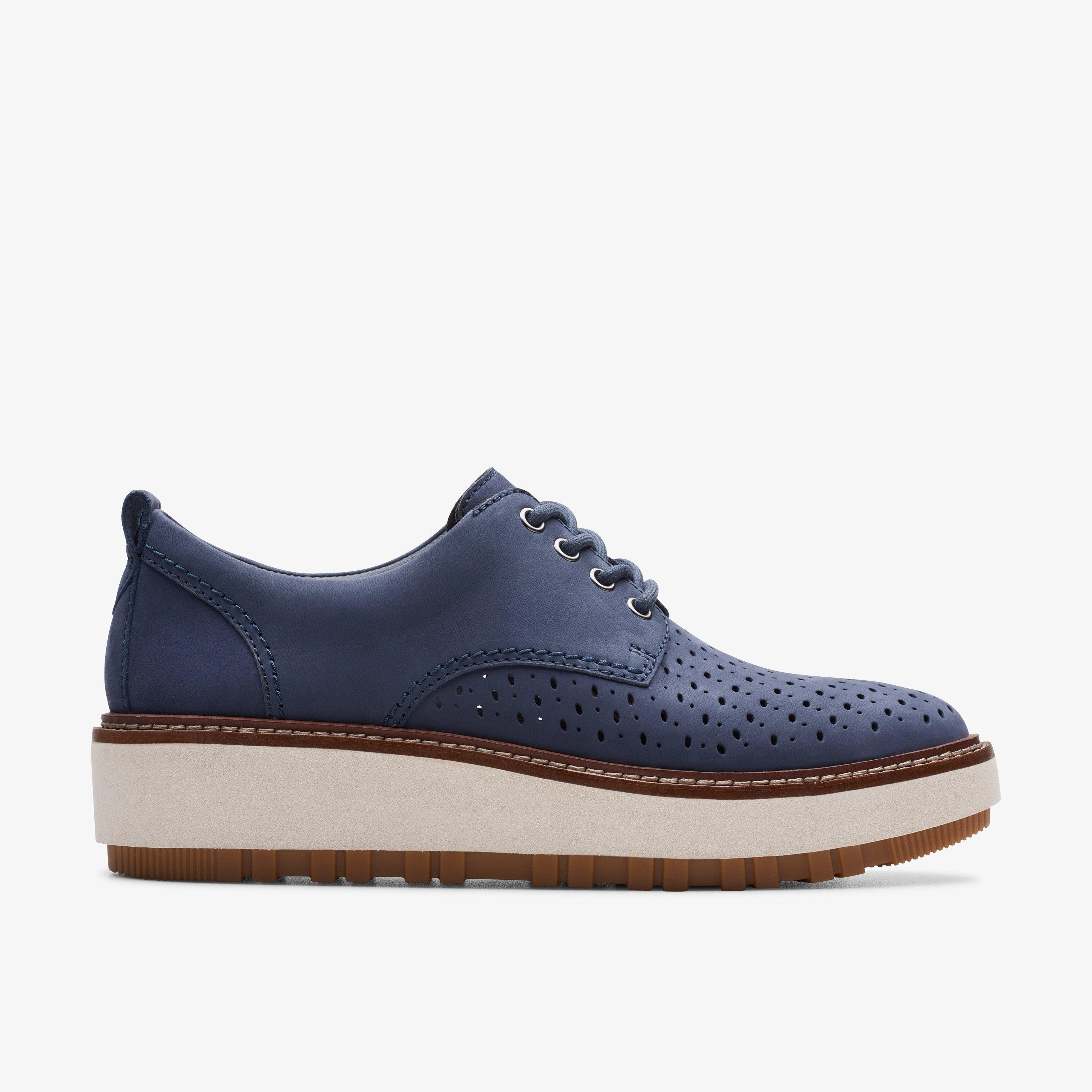 Clarks artisan teadale on sale rhea wedge oxford