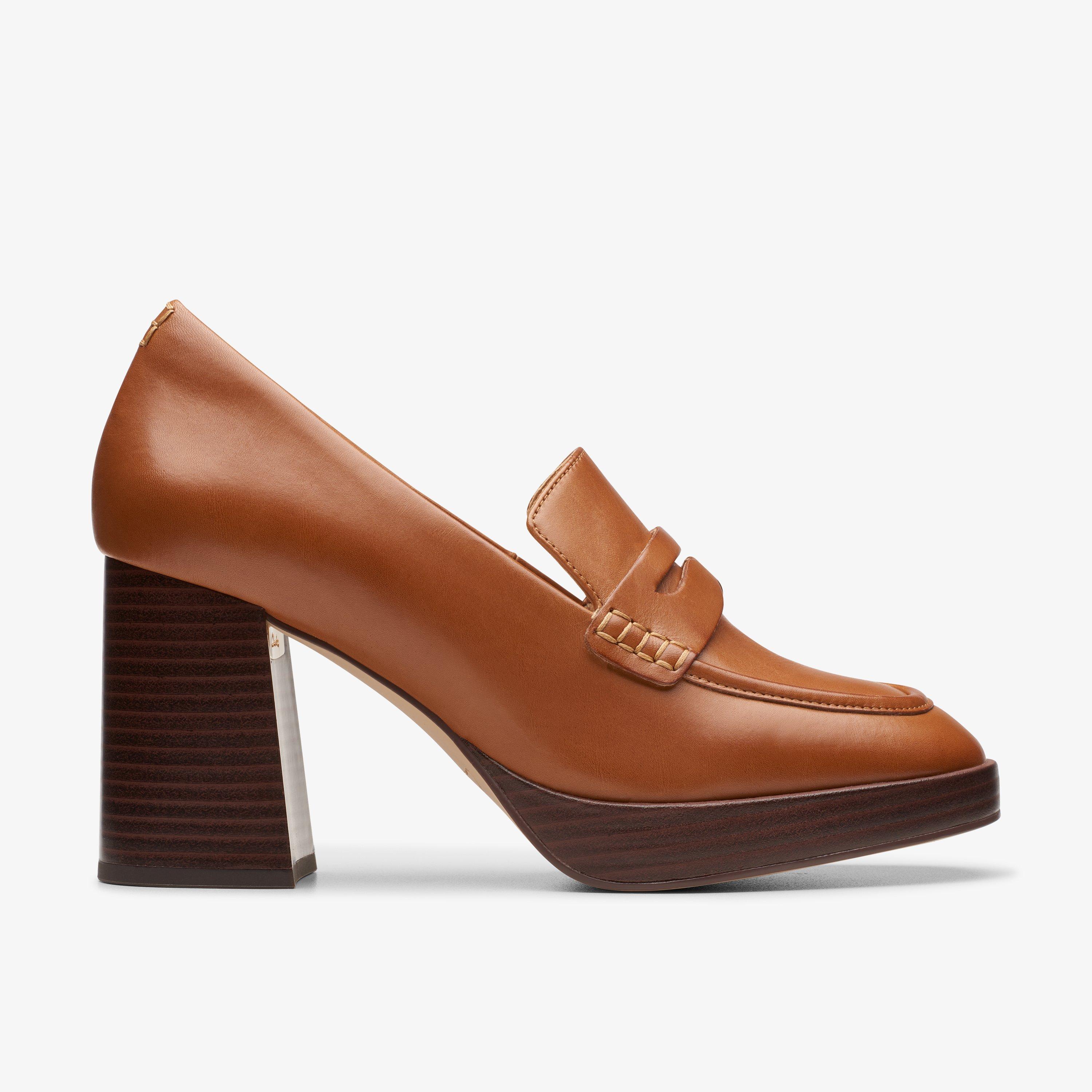 Clarks oxford hot sale heels