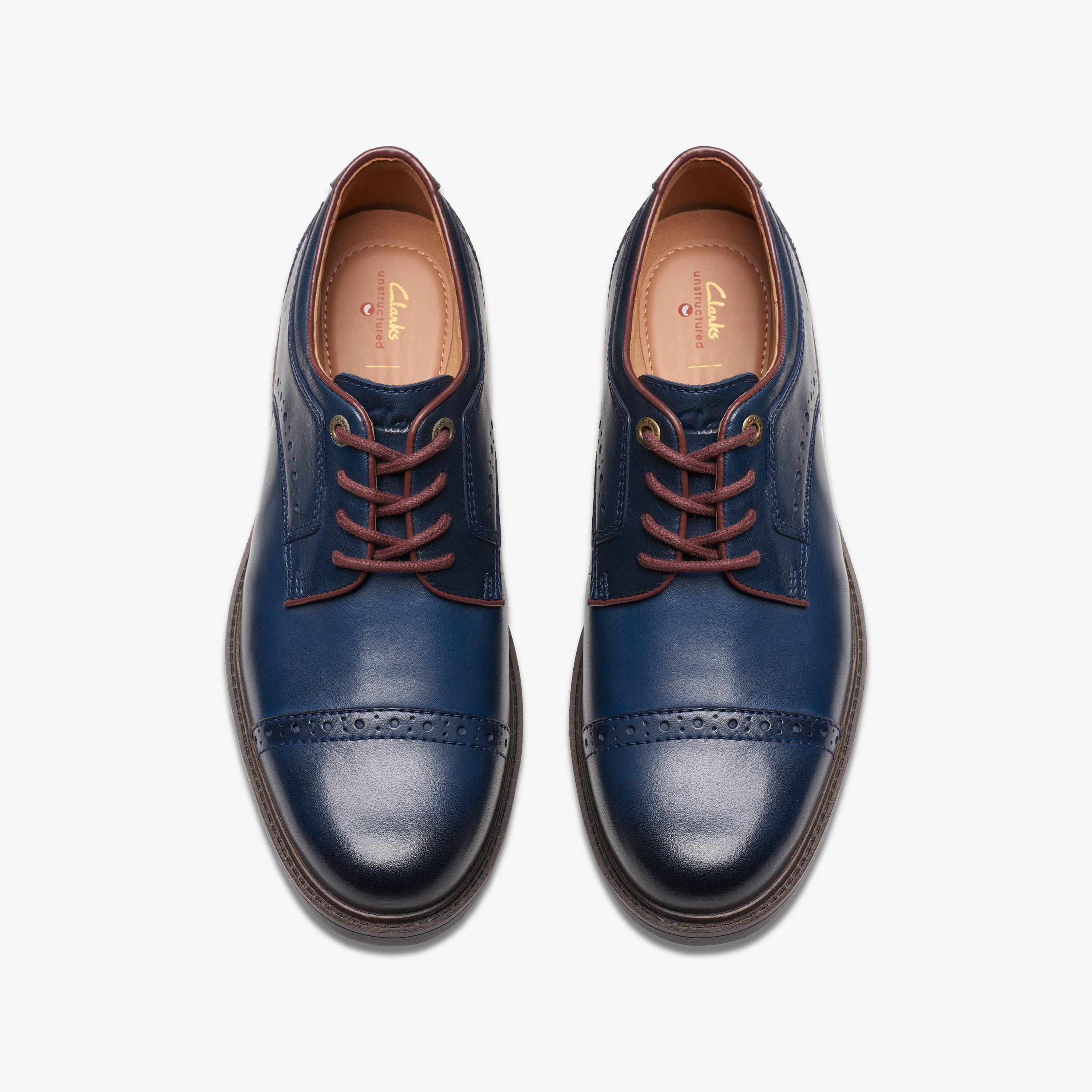 Clarks shop mens footwear