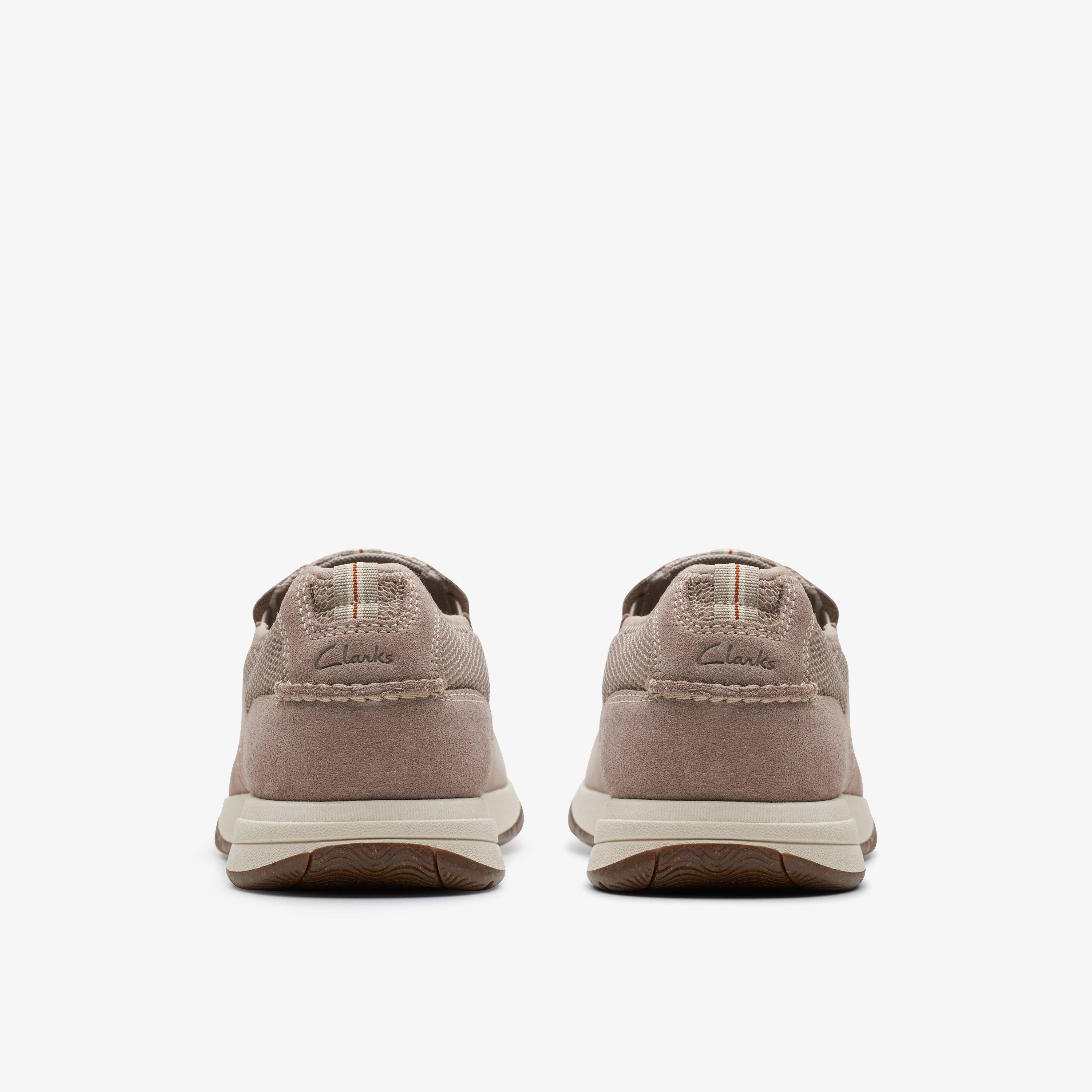 Clarks most comfortable mens 2025 shoes