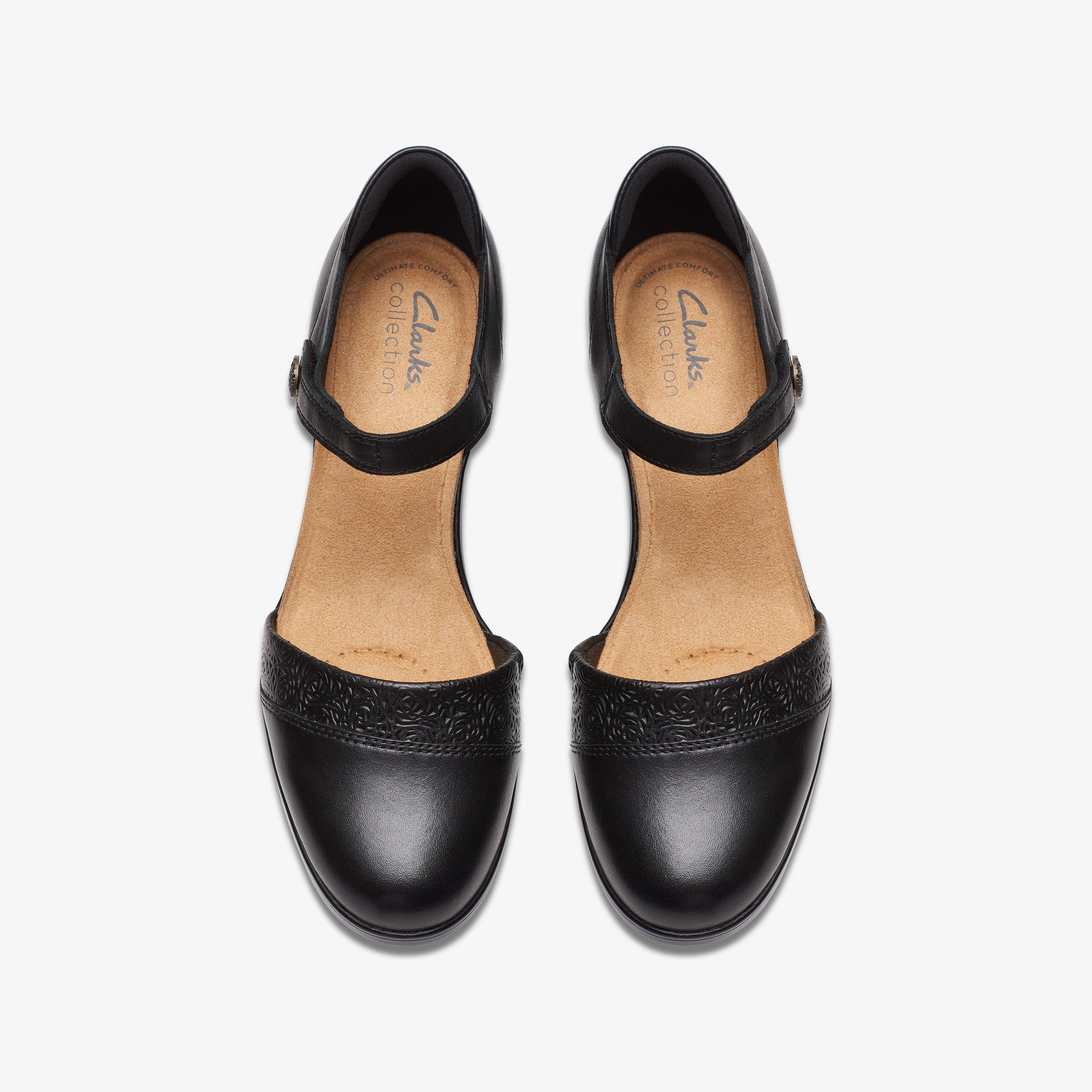 Clarks wide fit women's on sale shoes