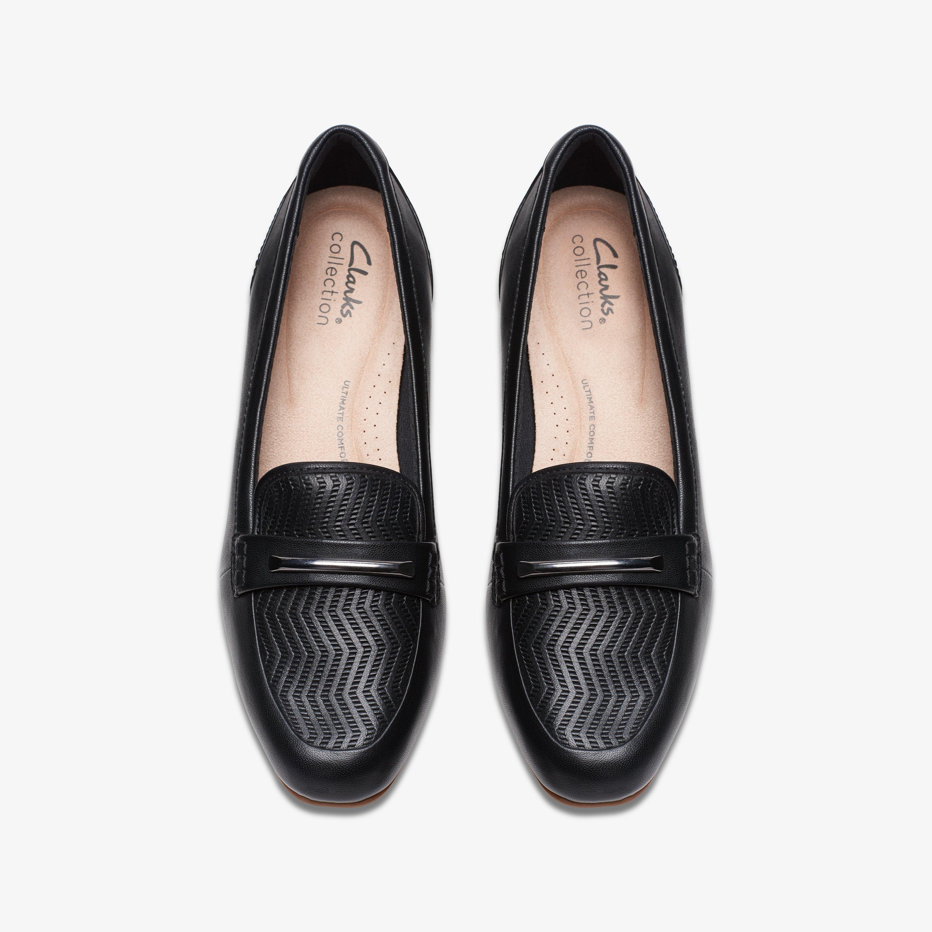 Clarks Damen Julia Aster Slipper – Leder-Loafer Mit Ultimate Comfort Fußbett, Blockabsatz 25 Mm