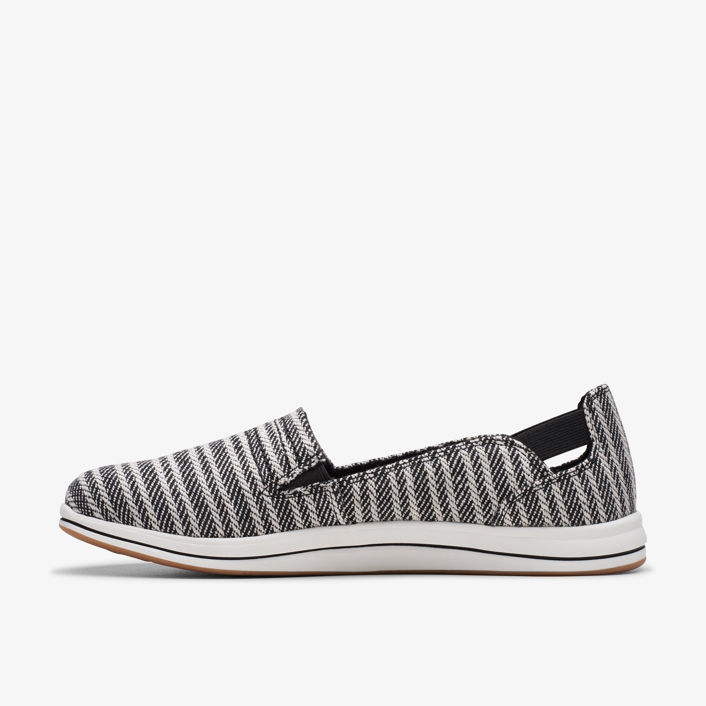 Women's Walking Sneakers & Shoes - Clarks Shoes