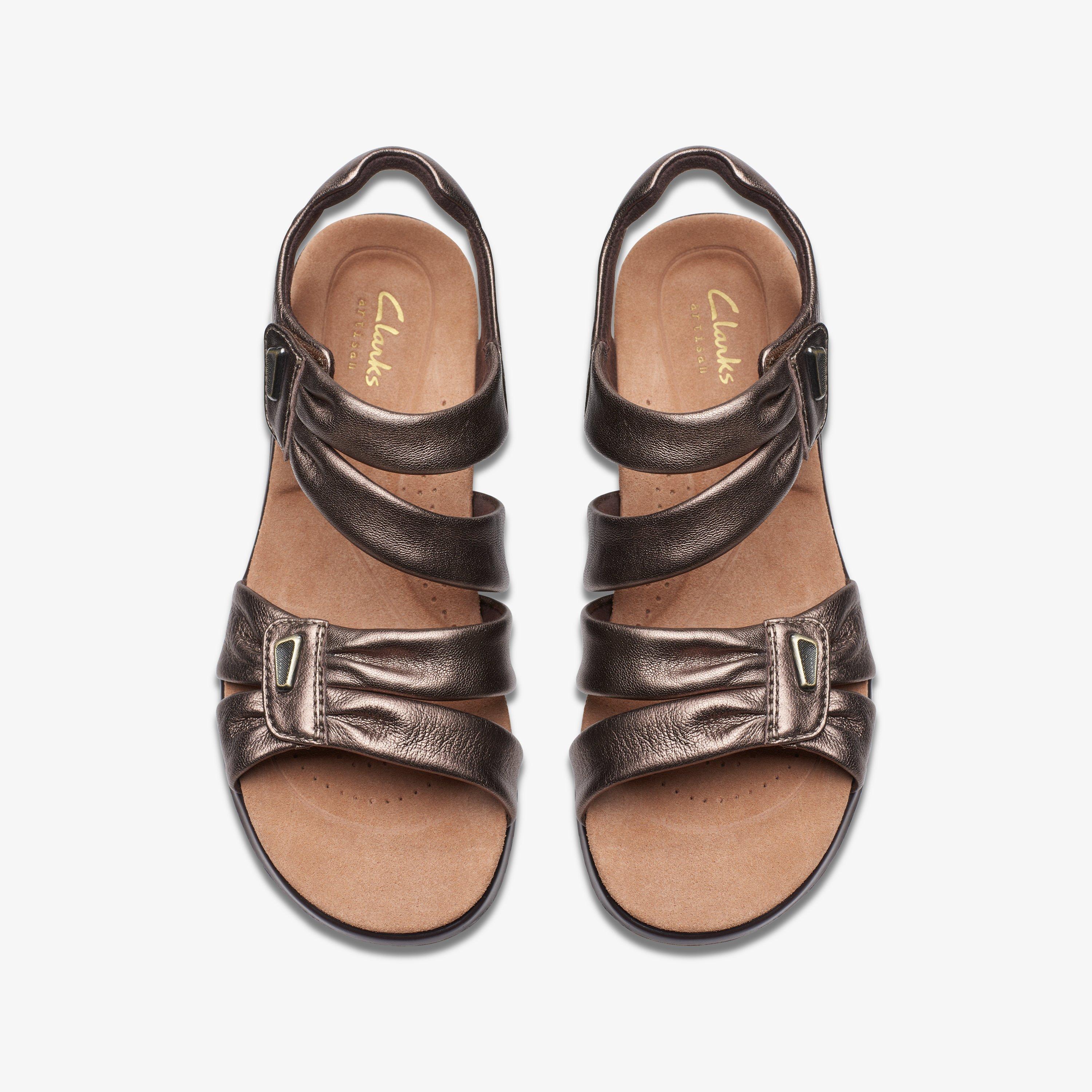 Clarks women's leather clearance fashion sandals