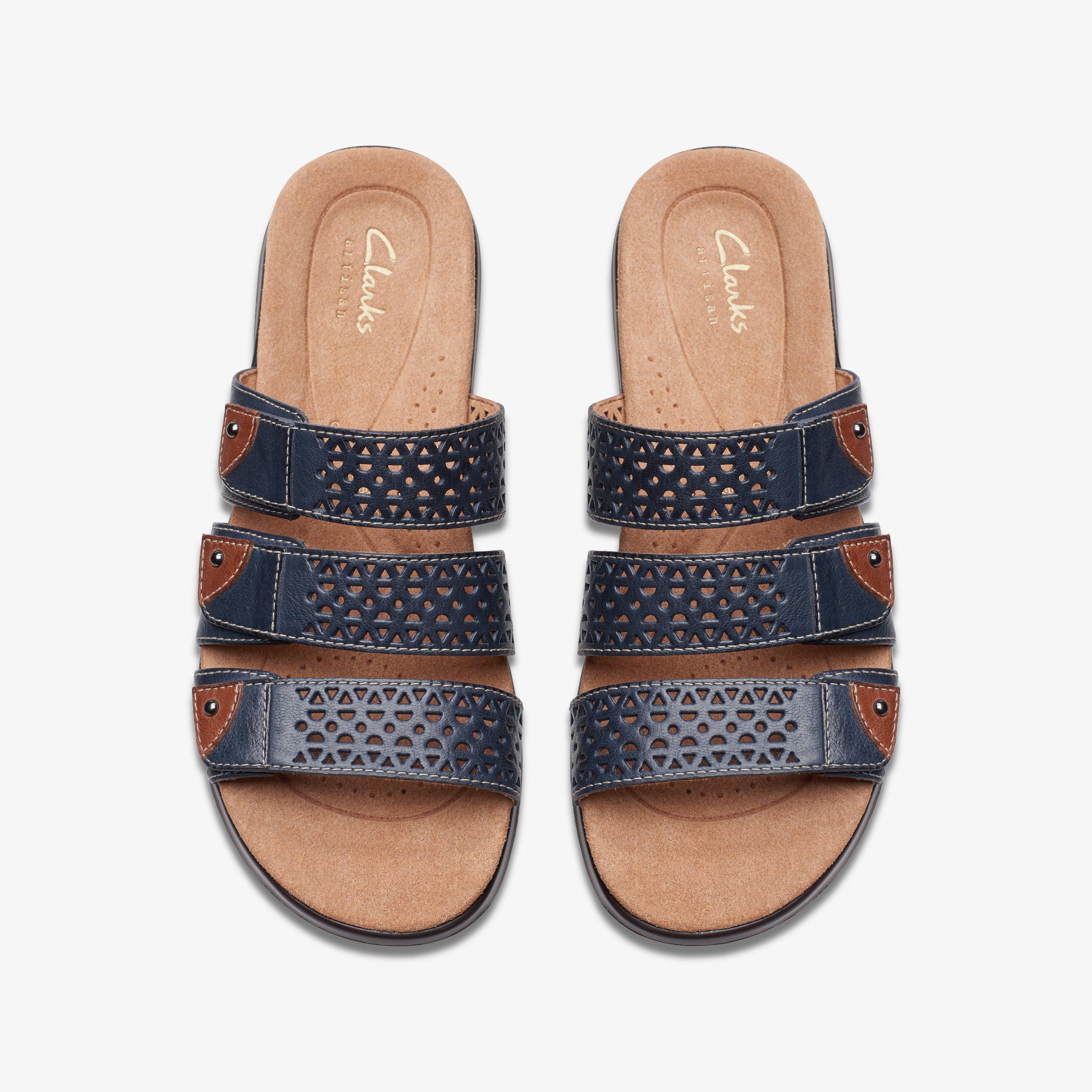 Clarks roxanna store r flip flops