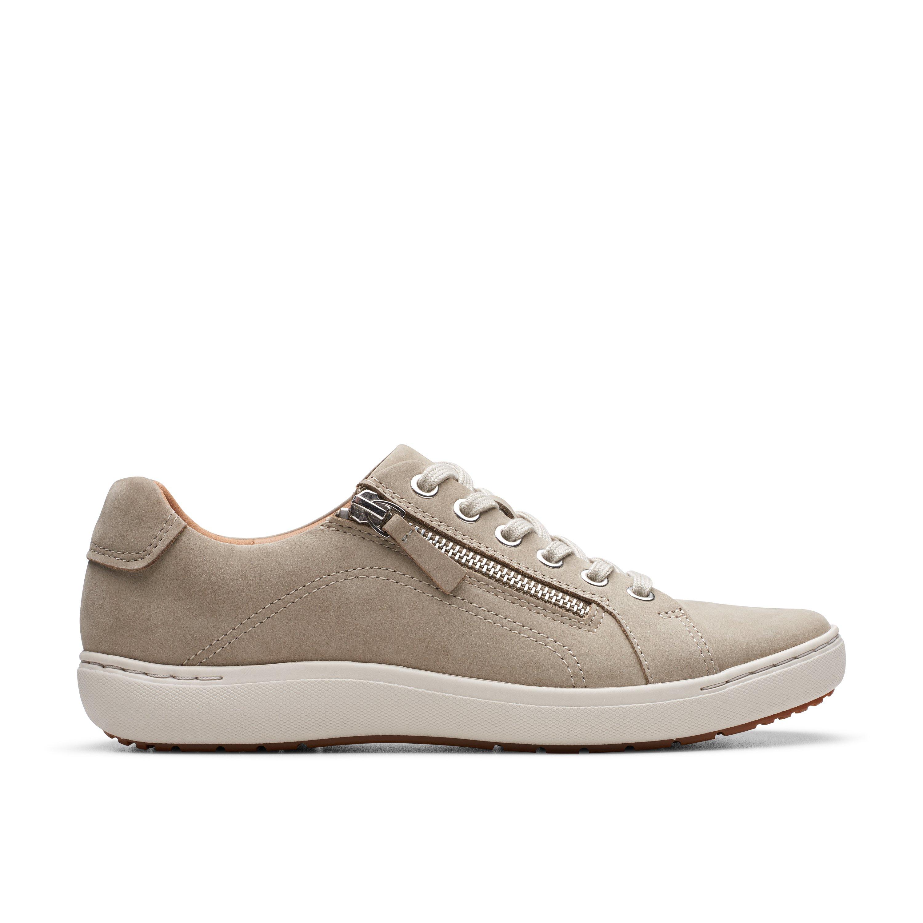 Clarks Women's Beige Nubuck Nalle Lace Wide Fit