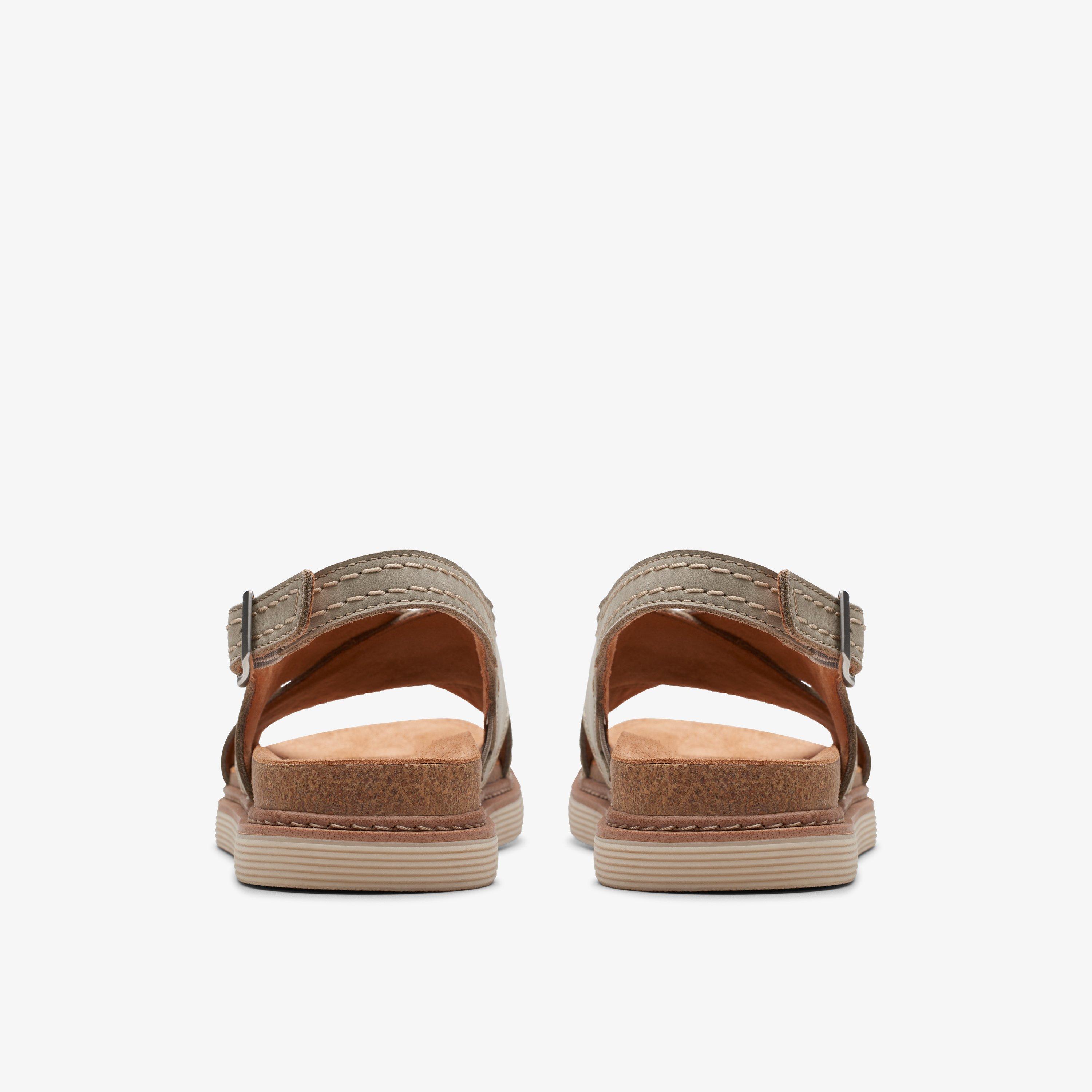 Clarks sandals on sale hot sale canada