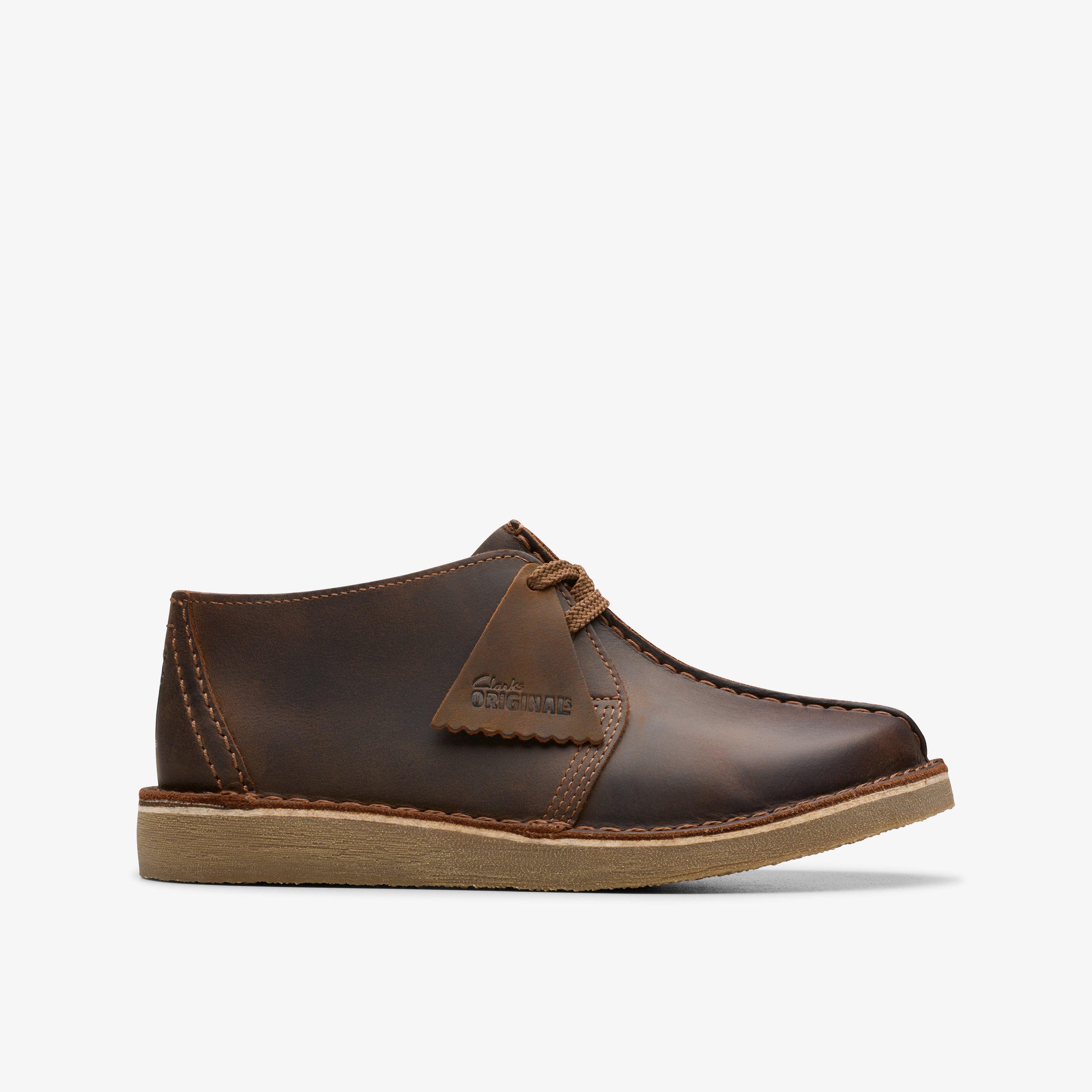 Clarks desert hot sale trek beeswax