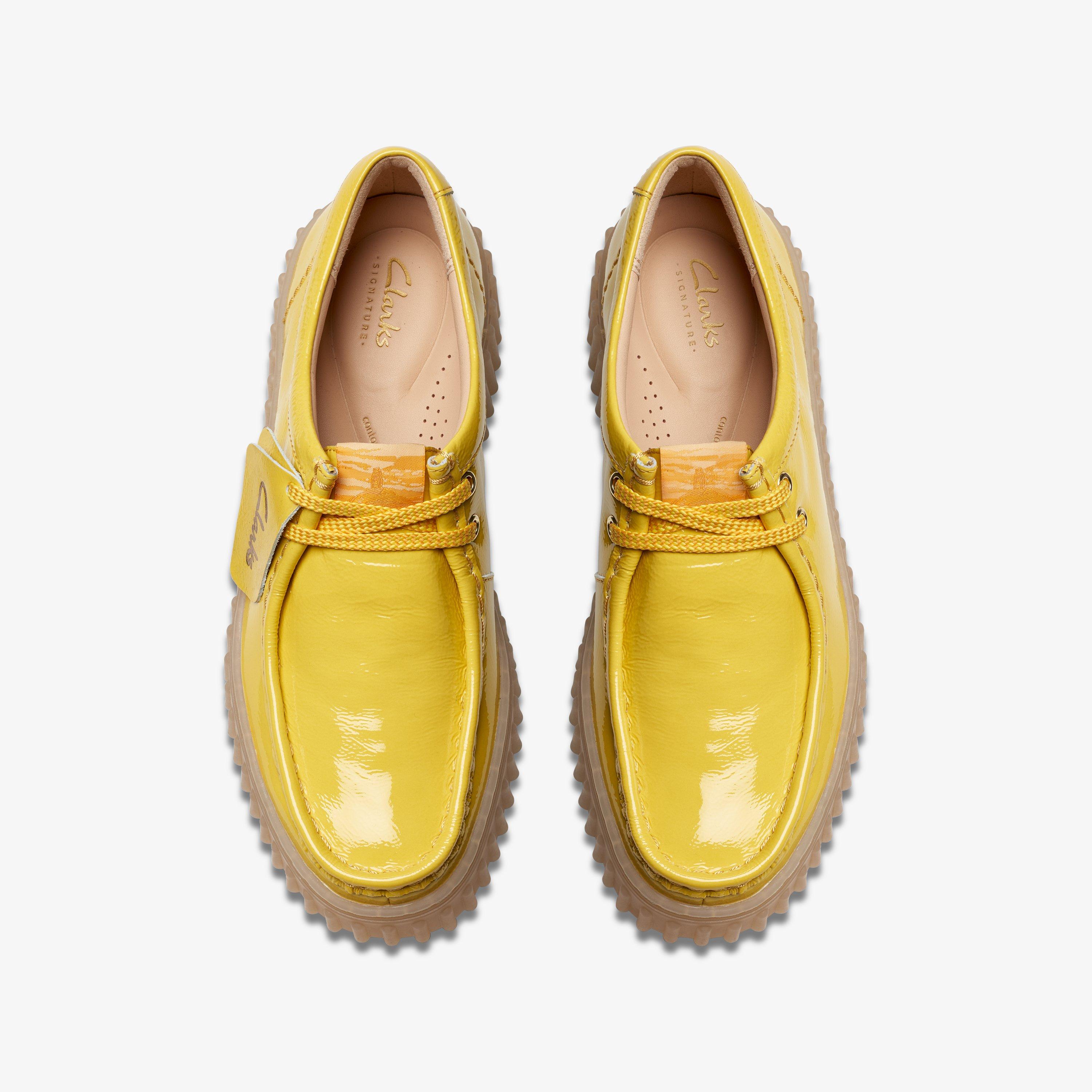 Yellow 2024 shoes clarks