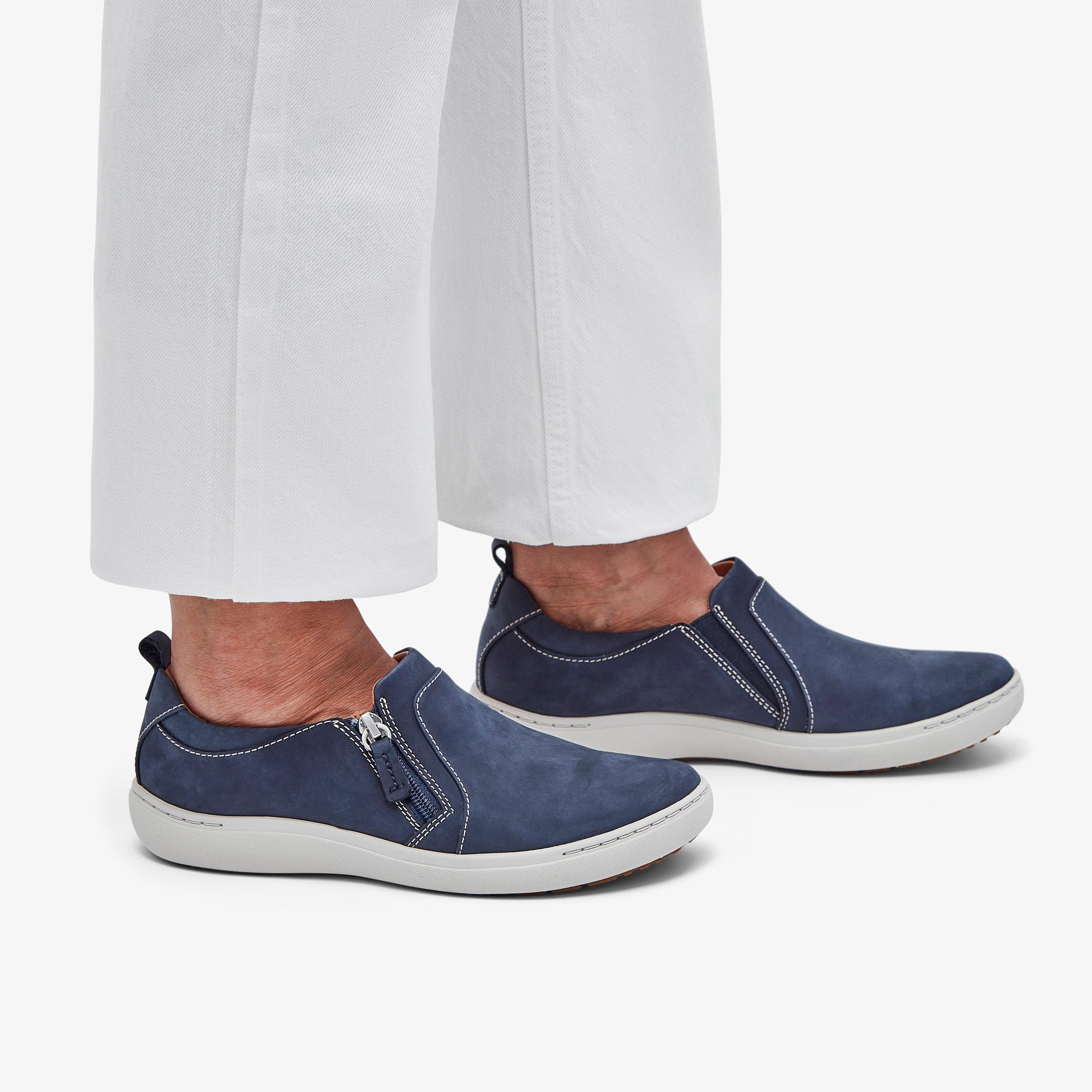 WOMENS Nalle Lilac Navy Nubuck Sneakers Clarks US