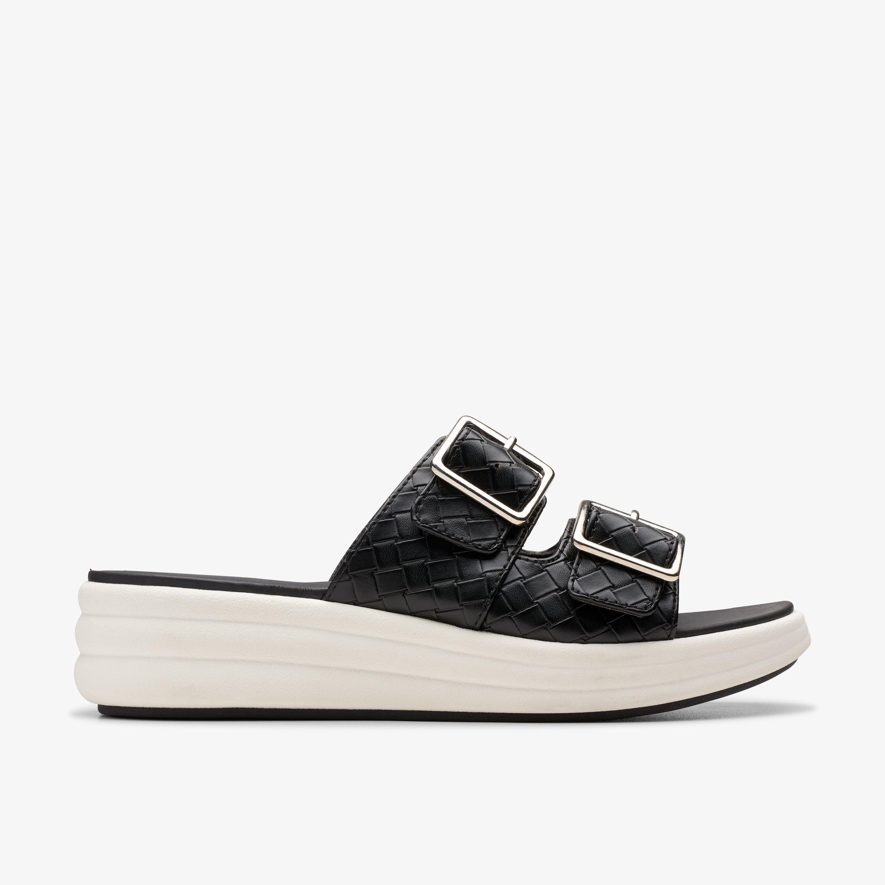 Amazon.com | Clarks Kitly Way Black Leather 5 B (M) | Sport