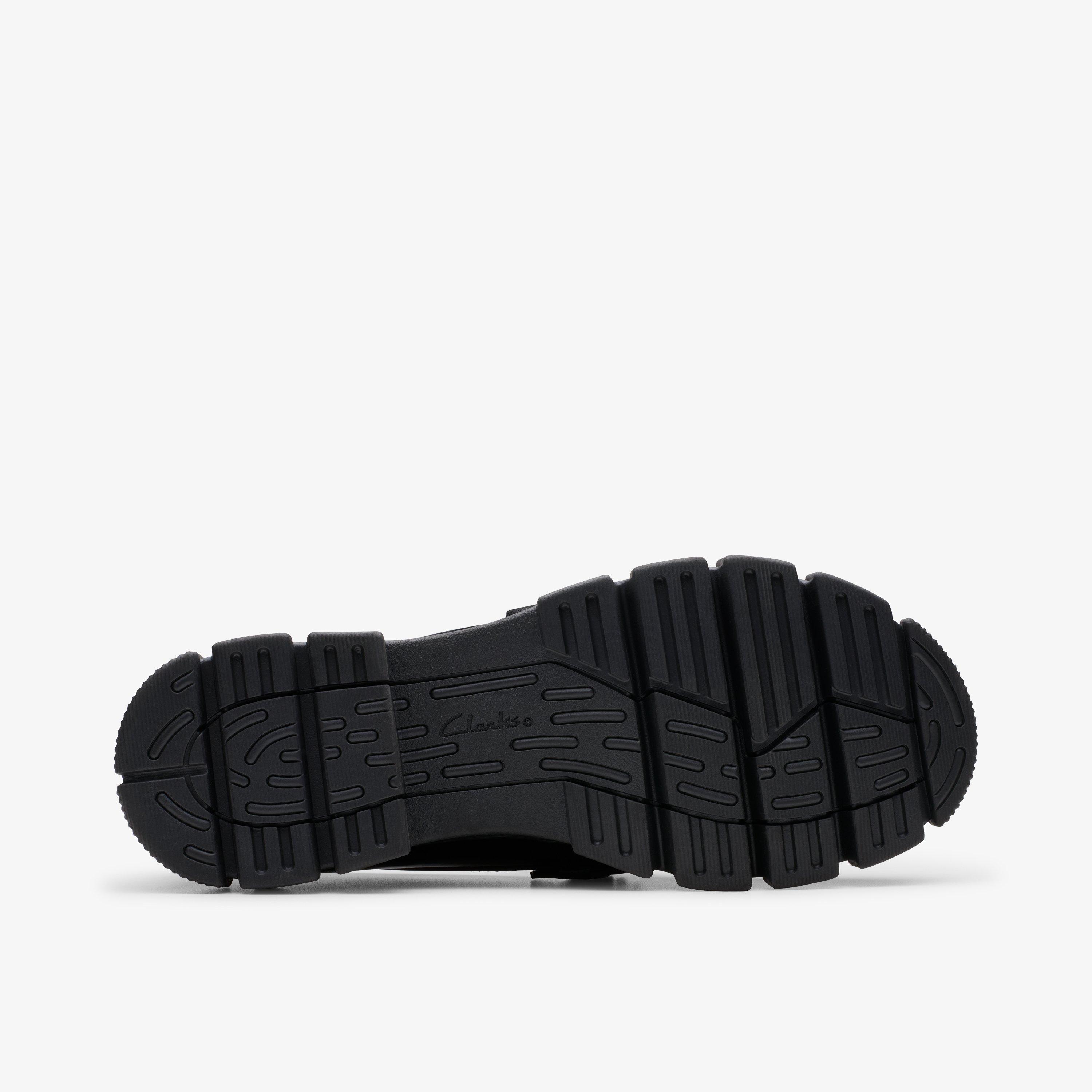 Evyn Walk Youth — Black