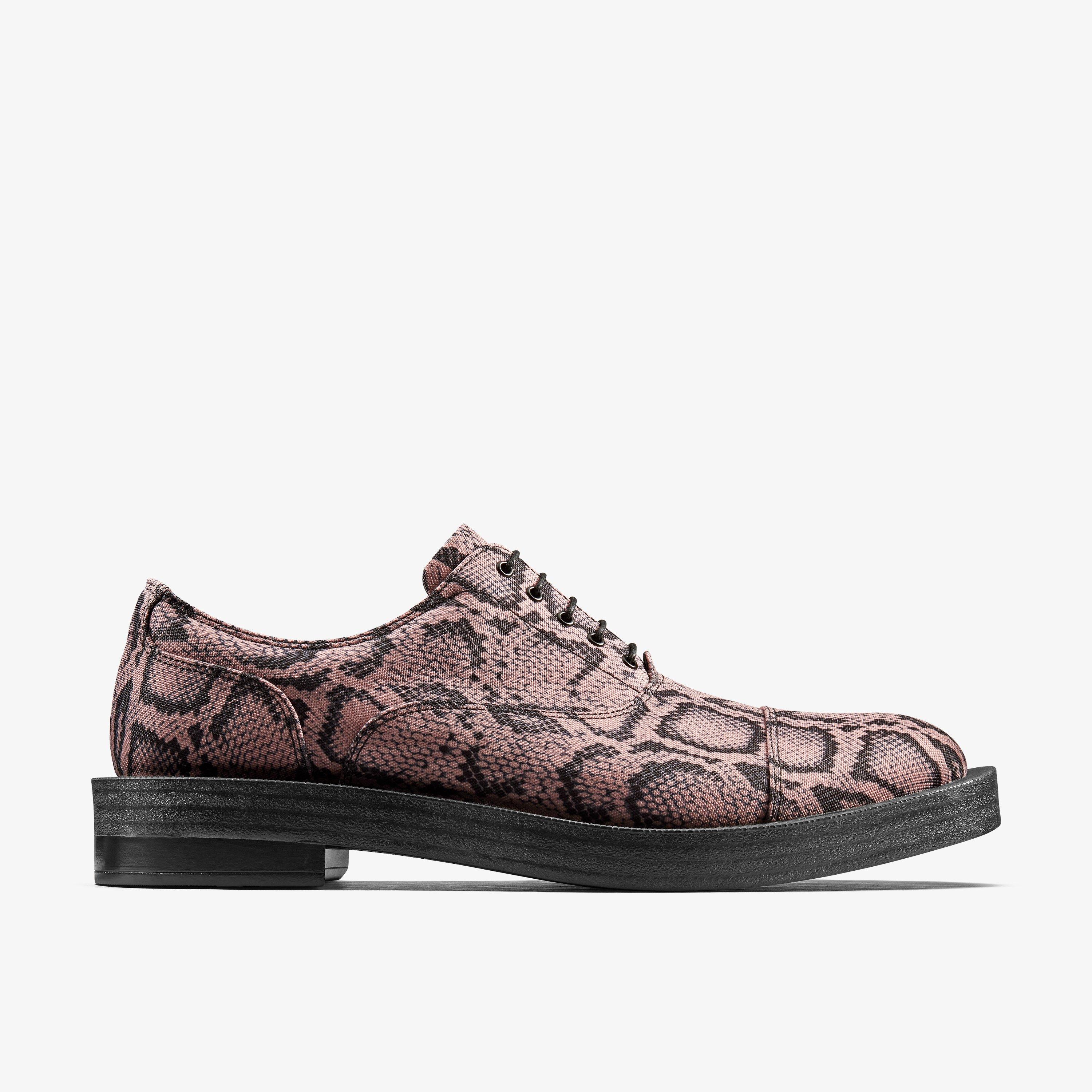 Clarks Martine Rose Wmns Textile Oxford Rose Snake In Pink | ModeSens