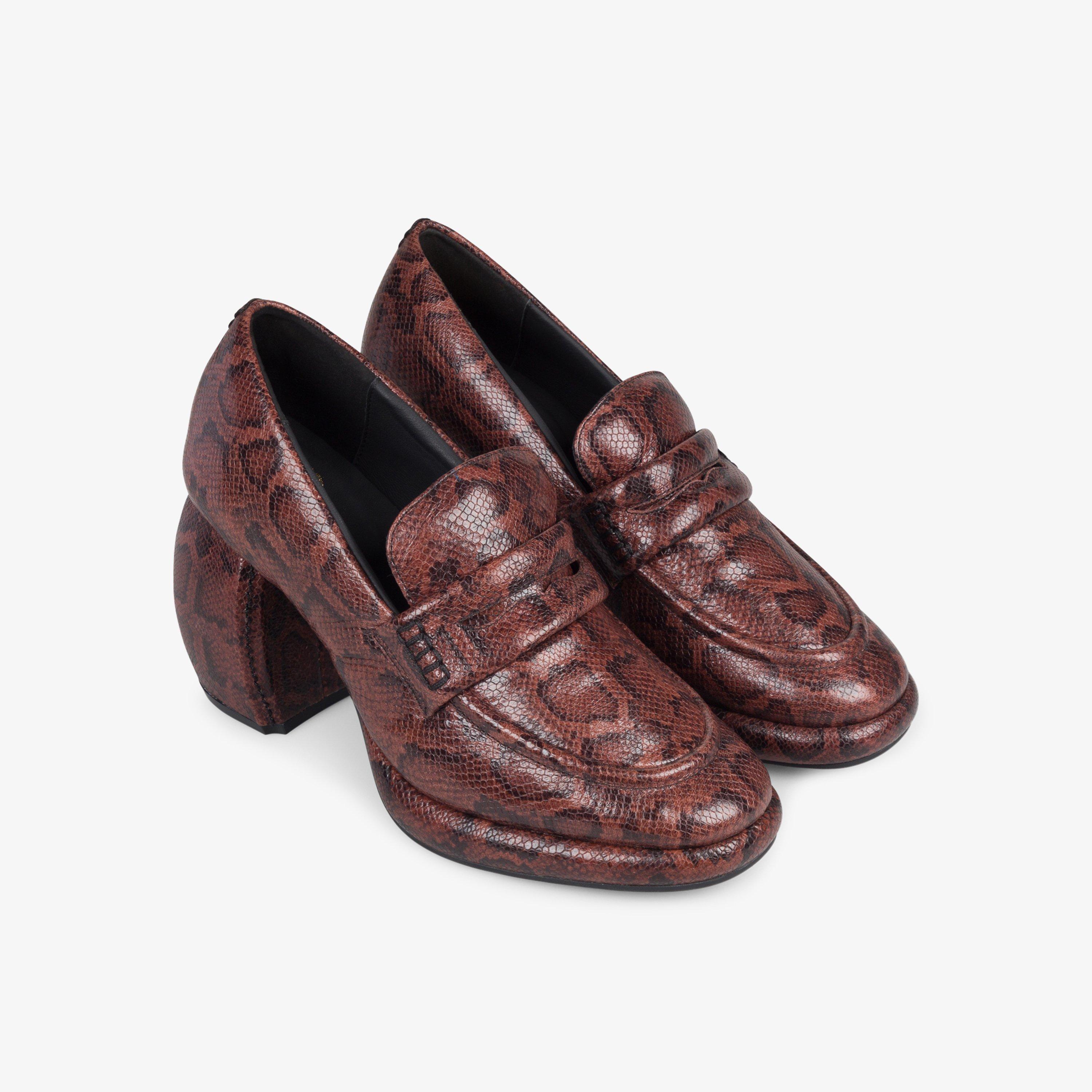 Clarks shoes sales womens loafers