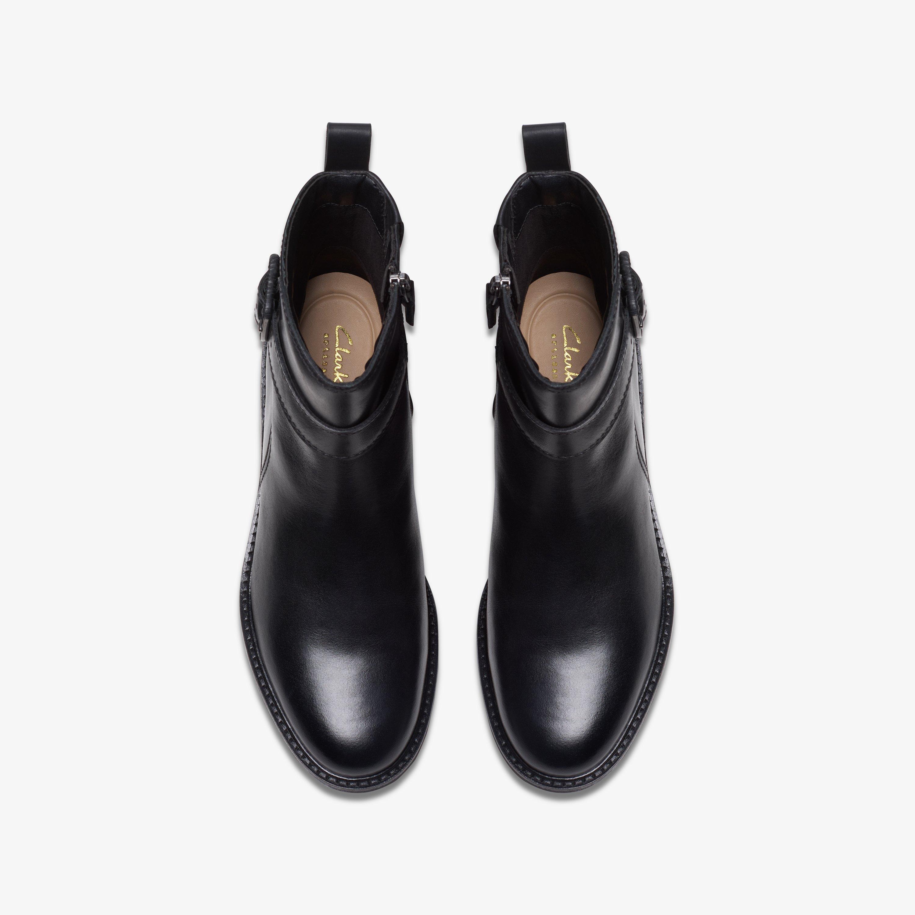 Renewal Style — Black