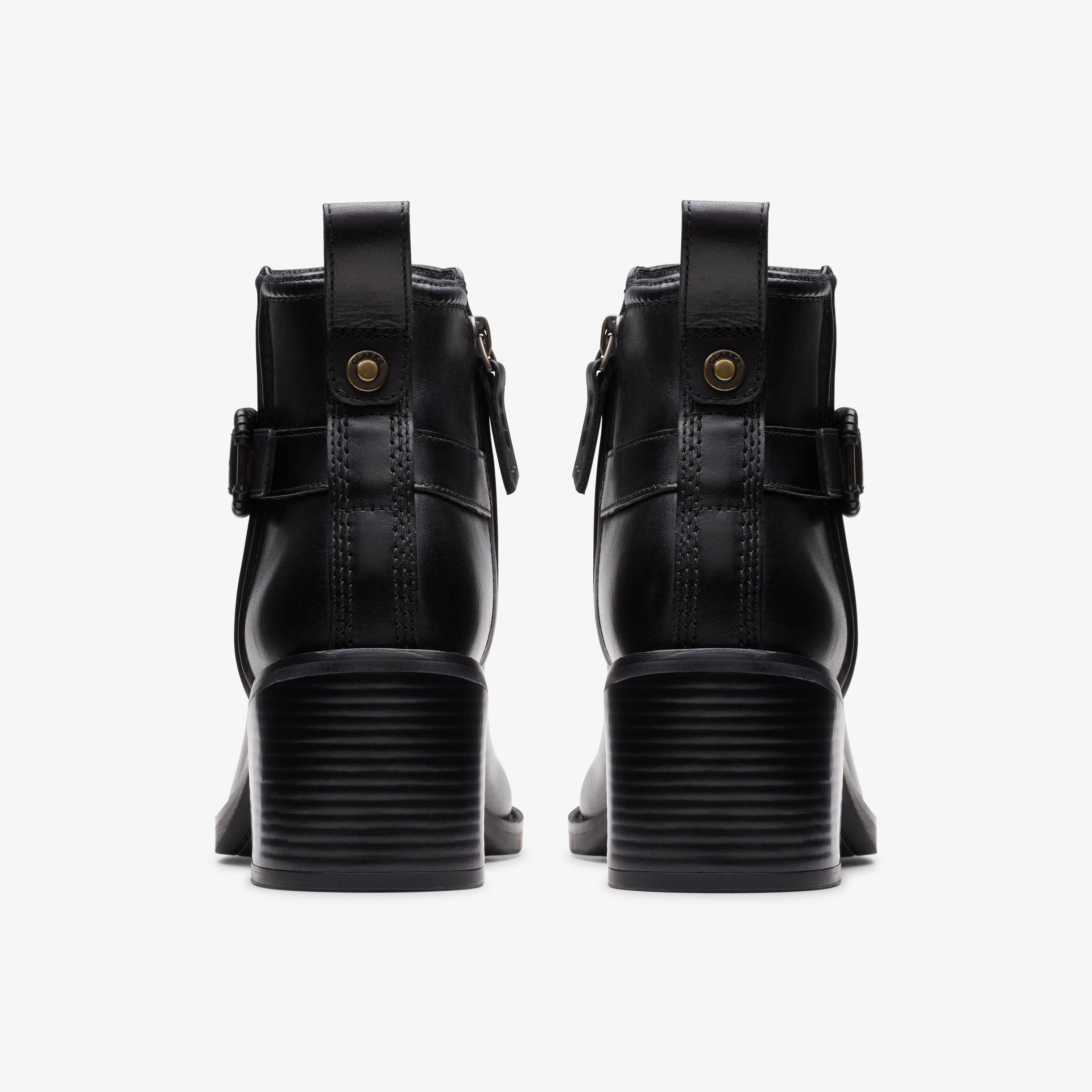 Chamberly Trim — Black