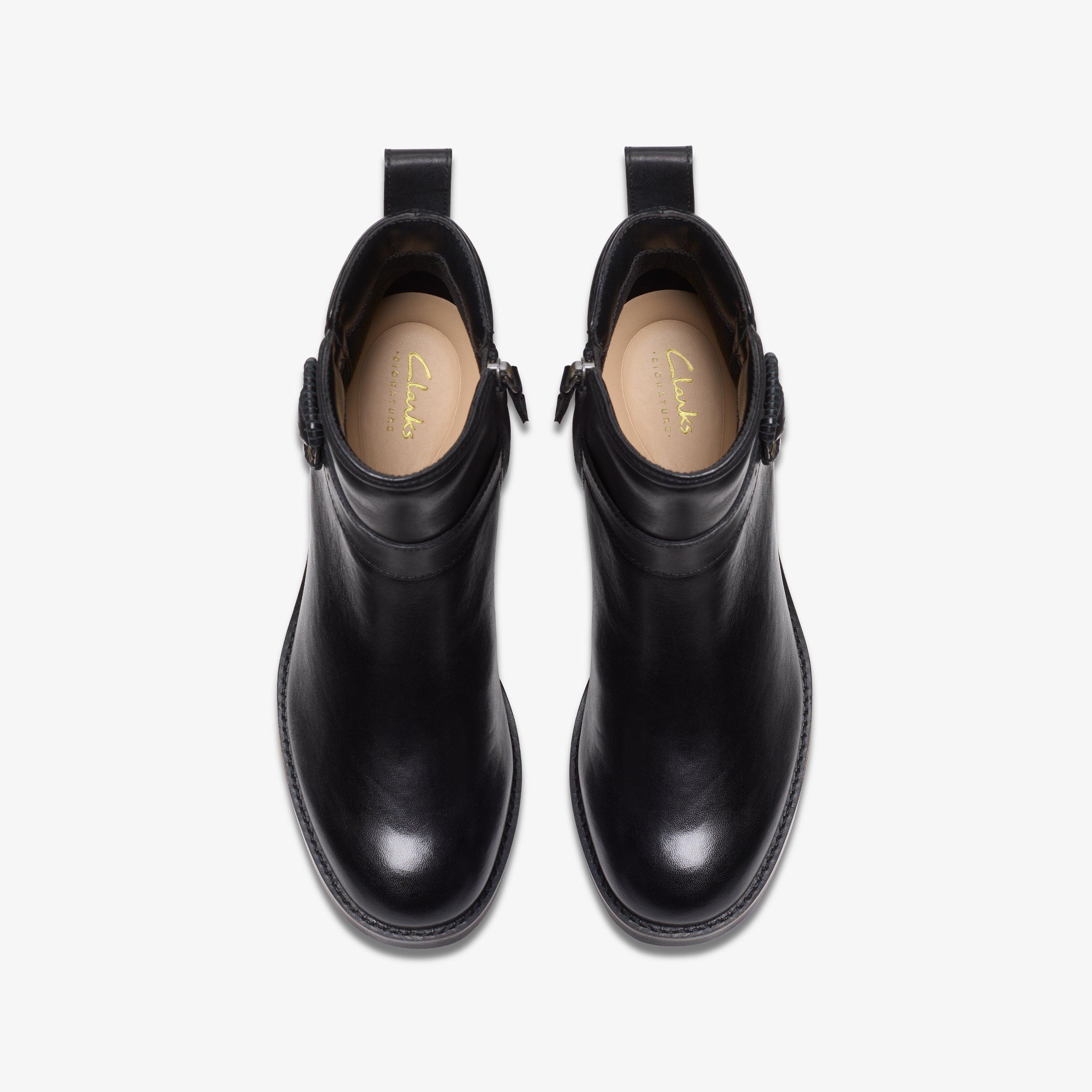 Chamberly Trim — Black