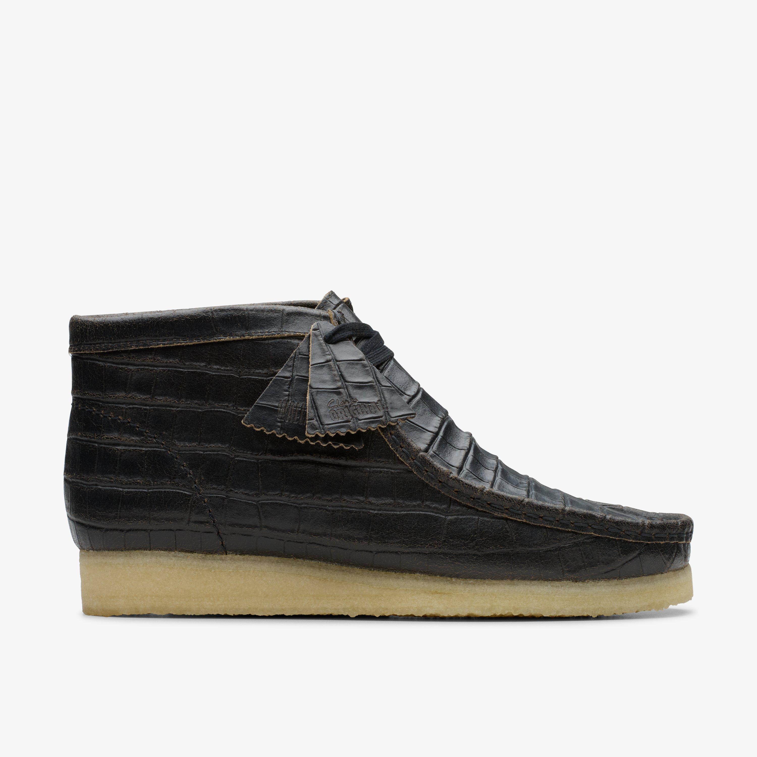 Clarks Wallabee Harajuku Croc Distress Leather Boot Black 8