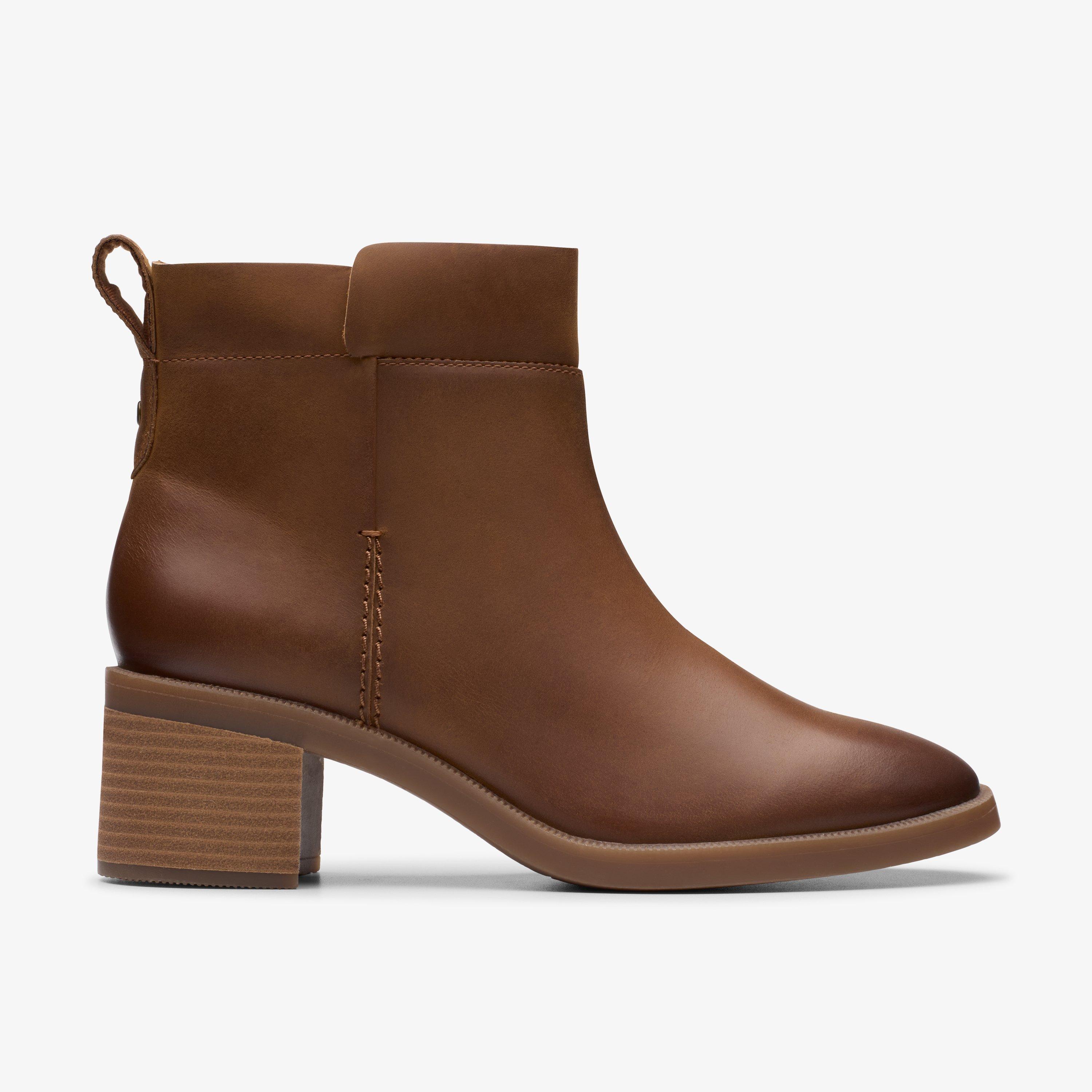 Clarks trace shine boots online