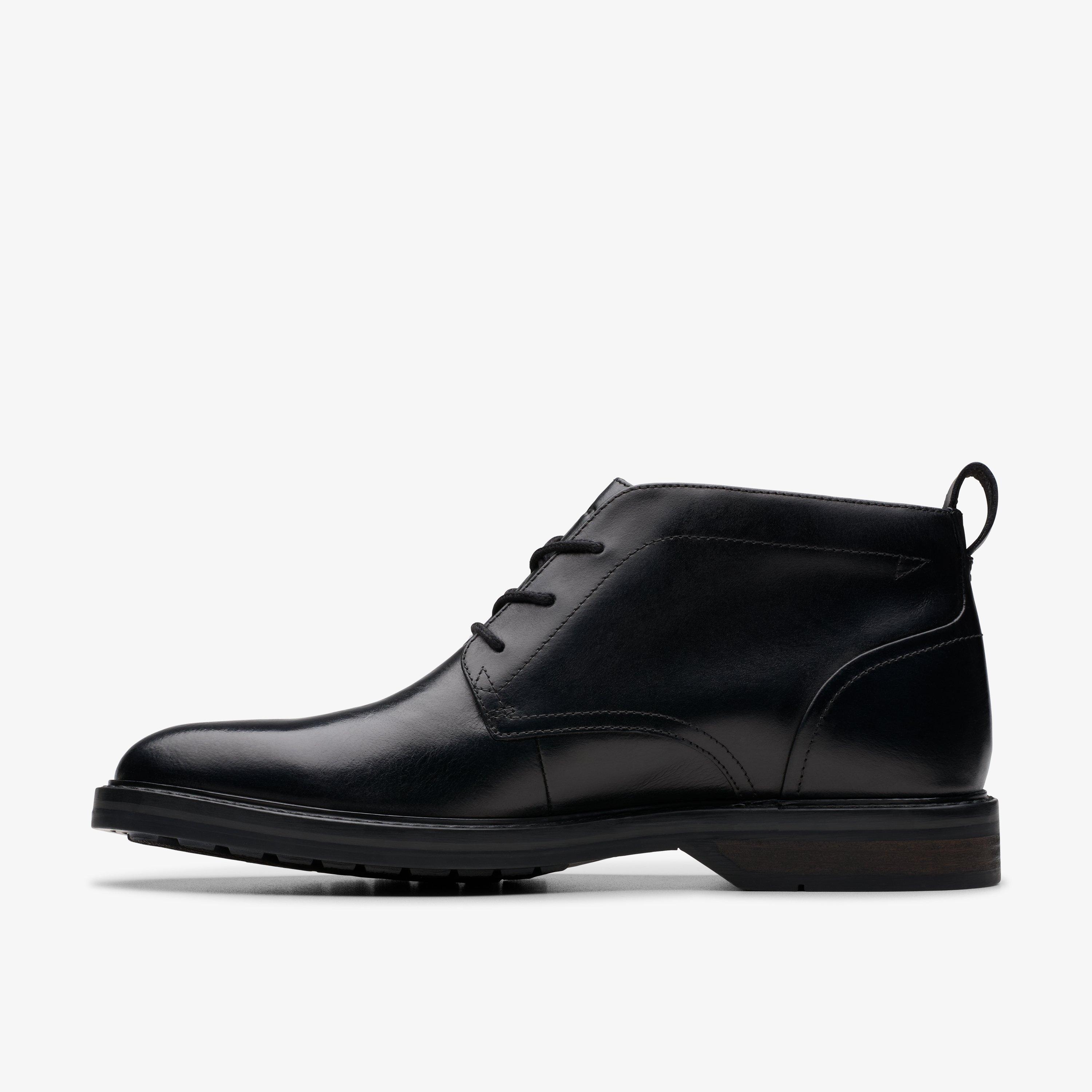 Men's Aldwin Chukka Black Leather Boots | Clarks US