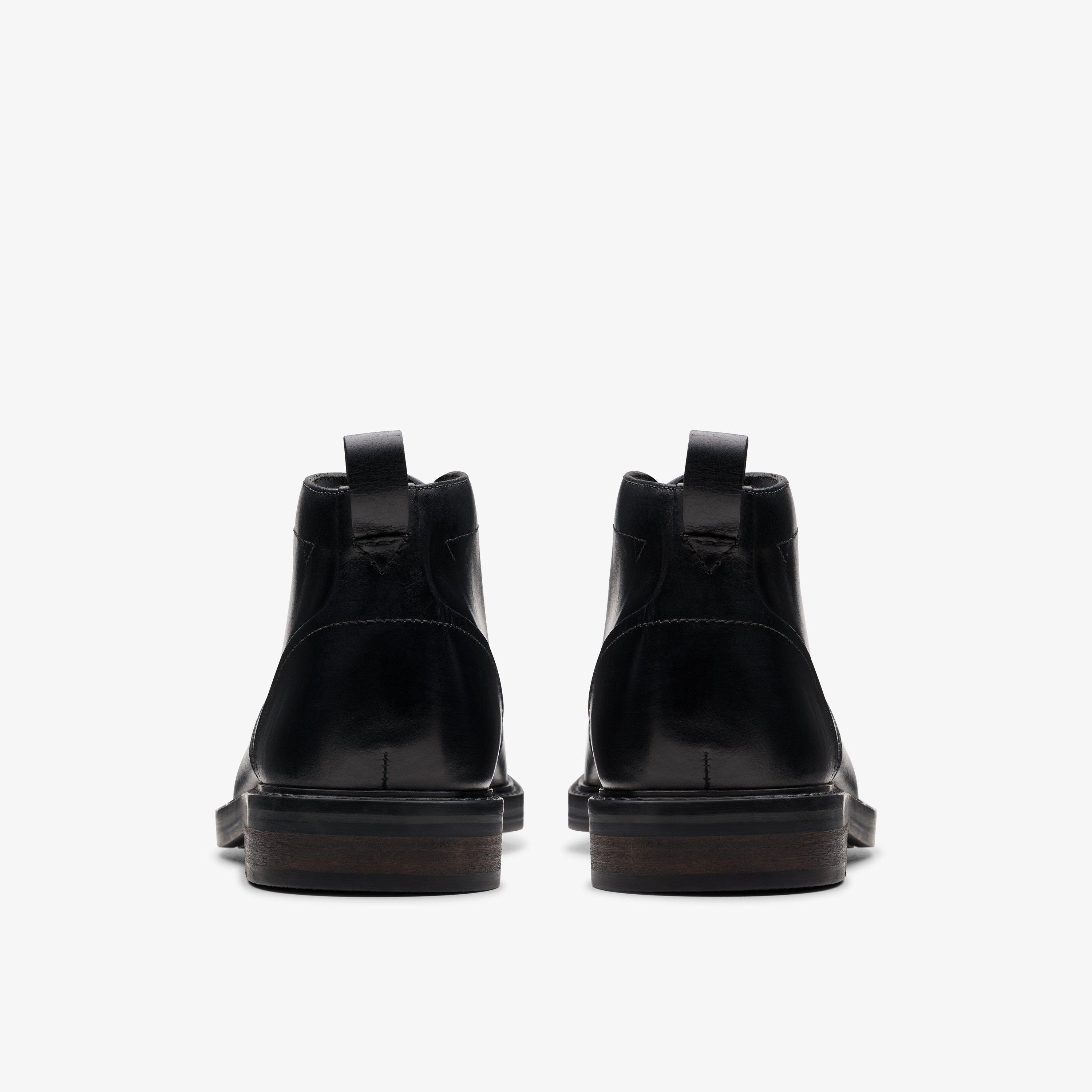 Men's Aldwin Chukka Black Leather Boots | Clarks US